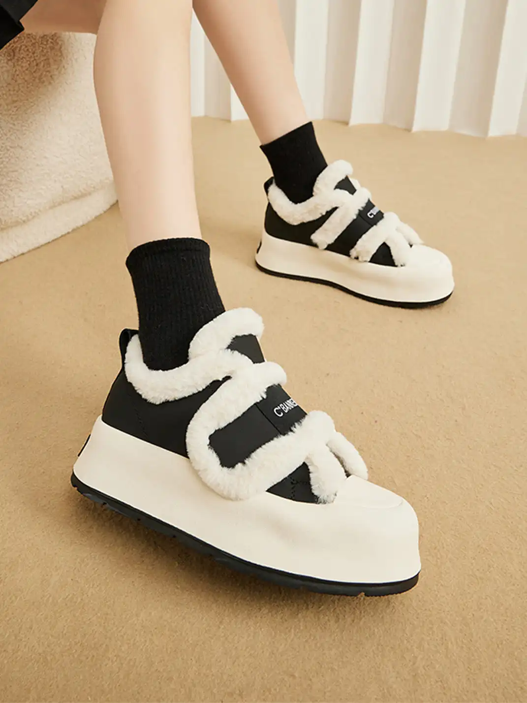C.BANNER丨Casual Plush Velcro Platform Shoes