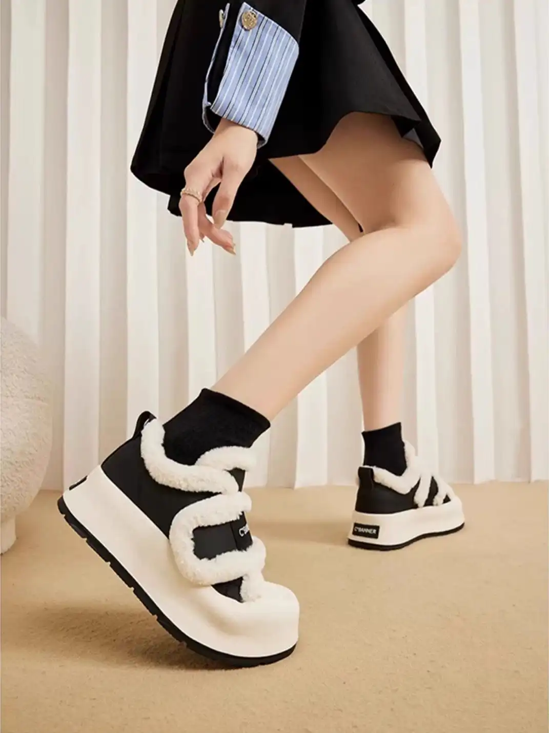 C.BANNER丨Casual Plush Velcro Platform Shoes