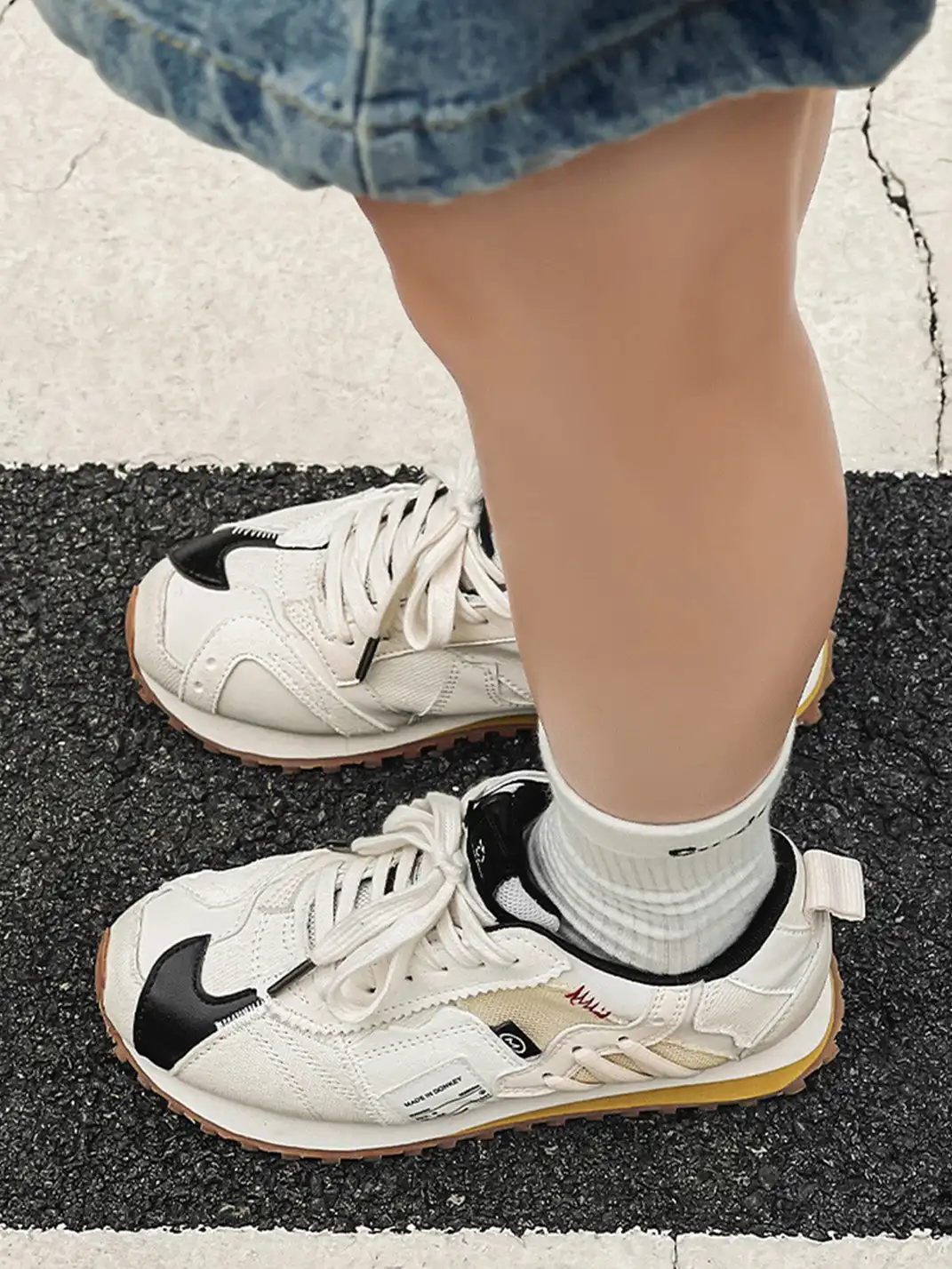 MULE DONKEY | Waffle Sole Retro Running Sneakers