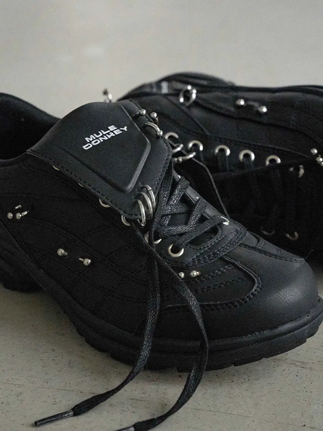 MULE DONKEY | Flip-top Training Sneakers