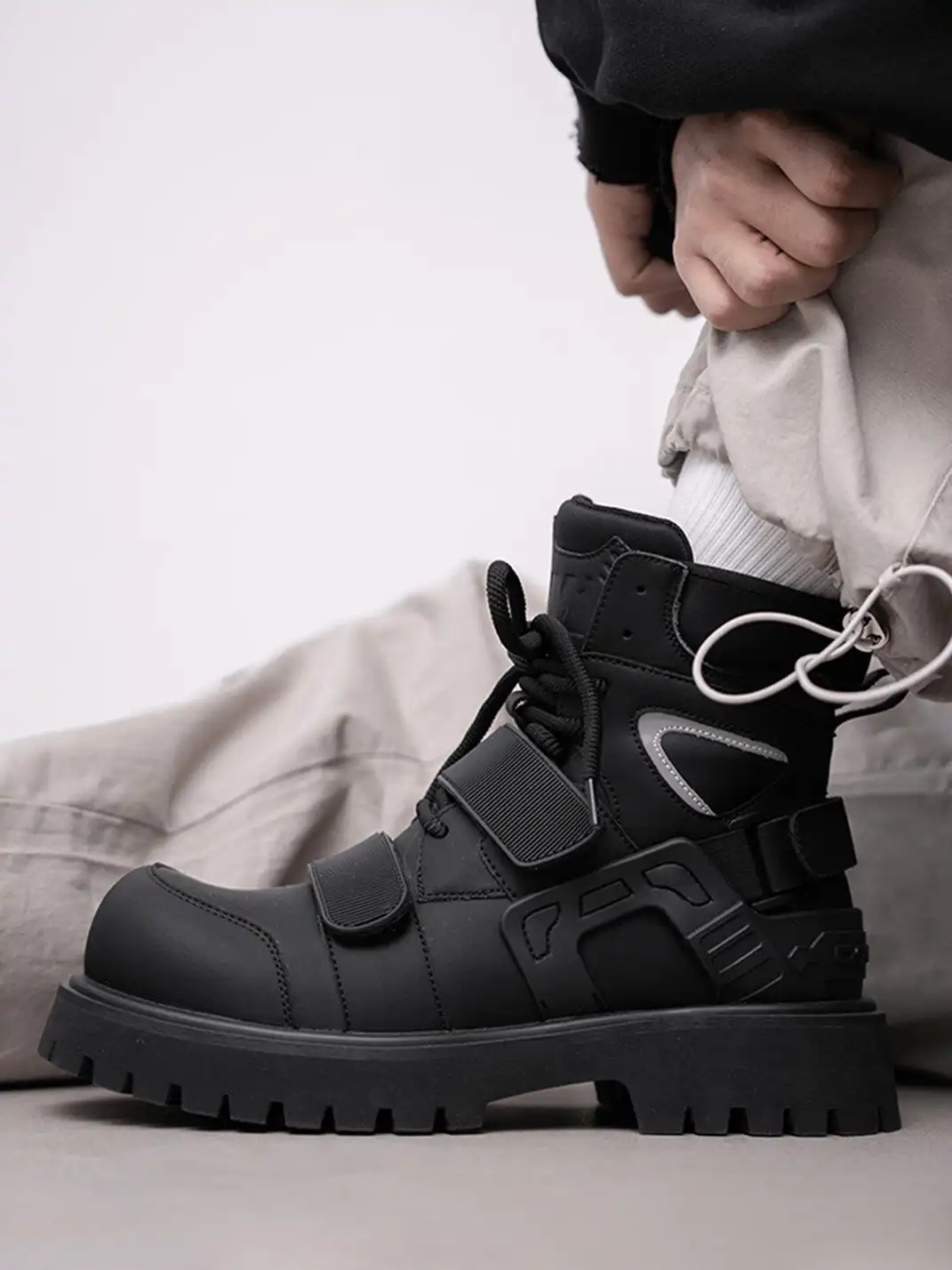MULE DONKEY | Velcro Strap Chunky Motorcycle Boots