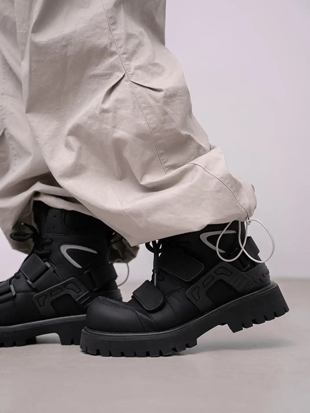 MULE DONKEY | Velcro Strap Chunky Motorcycle Boots
