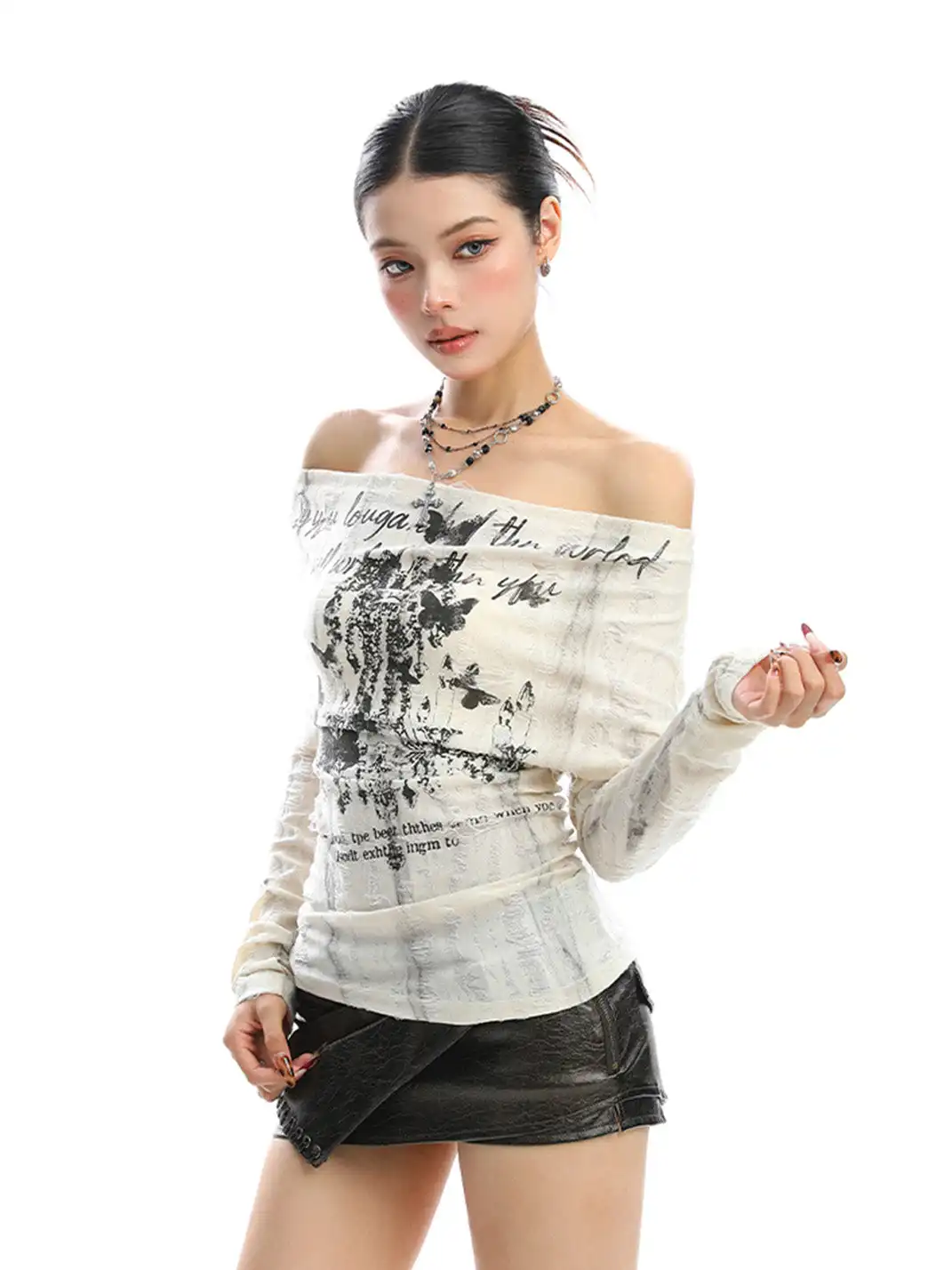 BIGGOLD | Graffiti Off Shoulder Back Lace-up Top