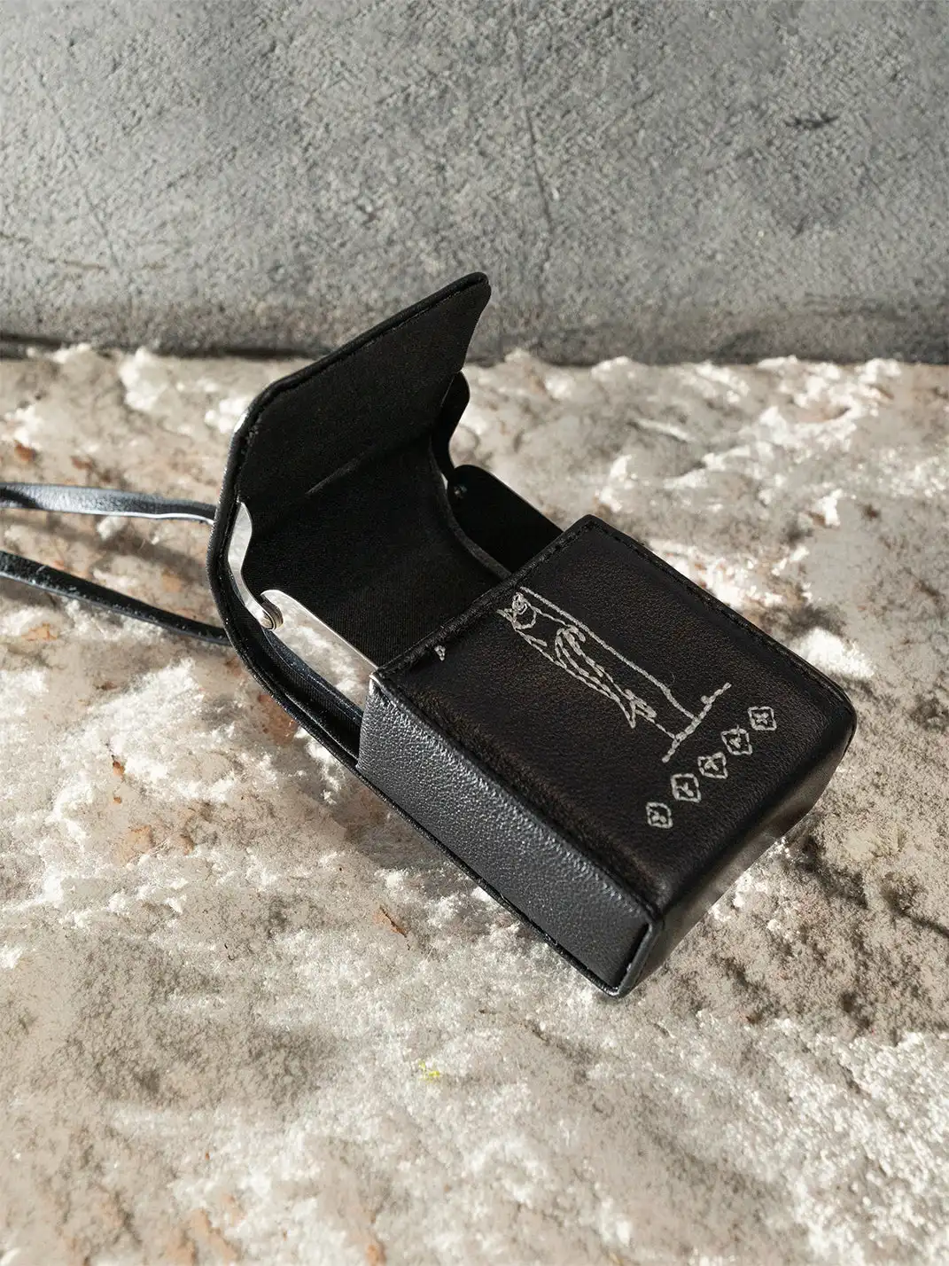 The Butchers Riot | Genuine Leather Black Two-in-One Cigarette Box Bag