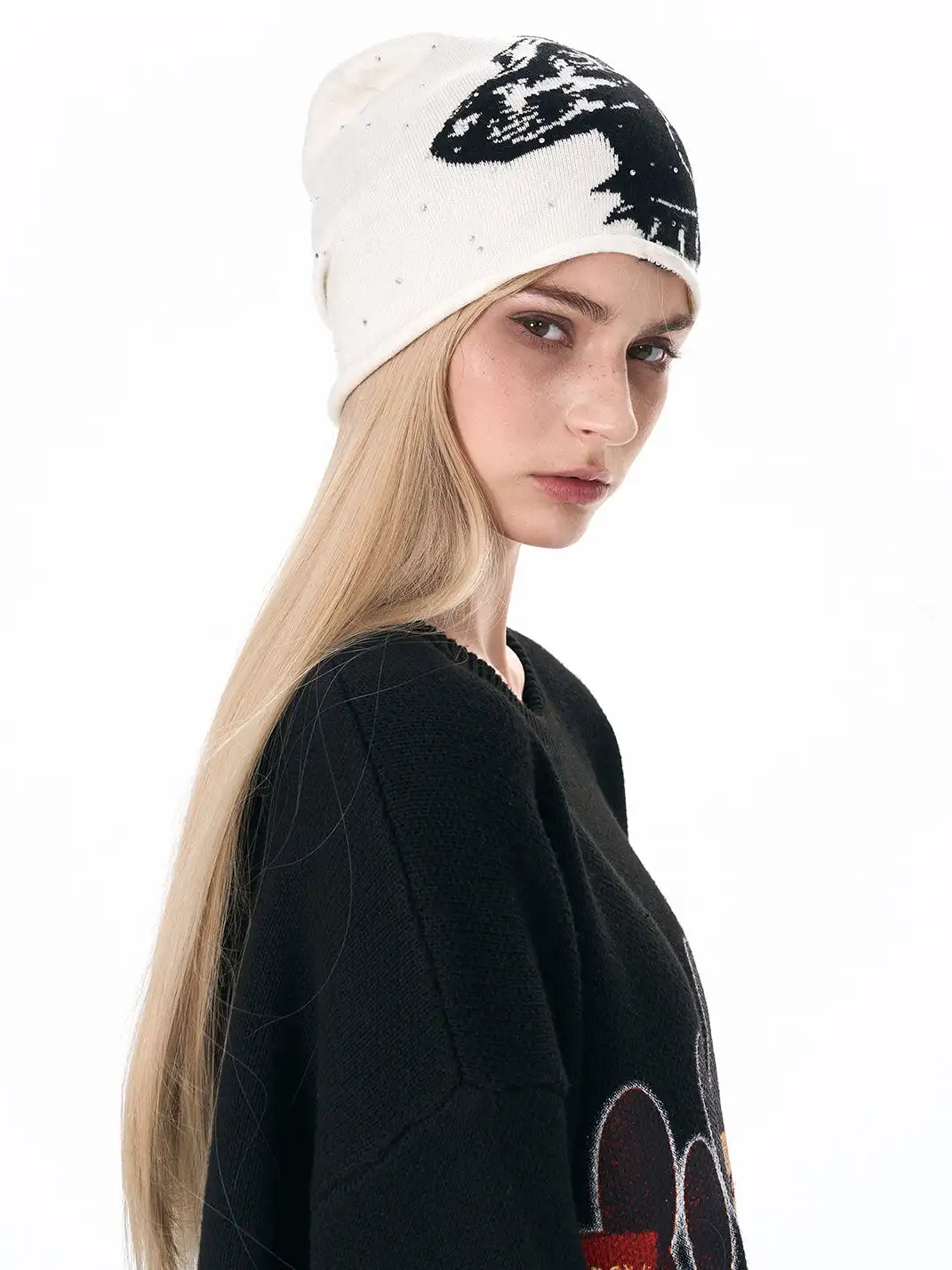 Fourth3ex | Punk Sausage Dog Embroidered Knit Hat