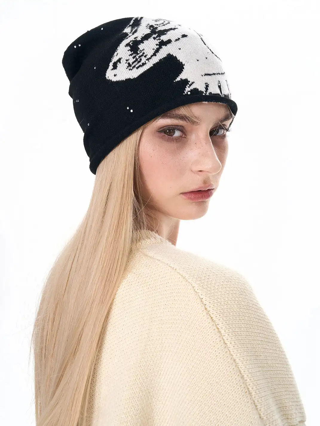 Fourth3ex | Punk Sausage Dog Embroidered Knit Hat