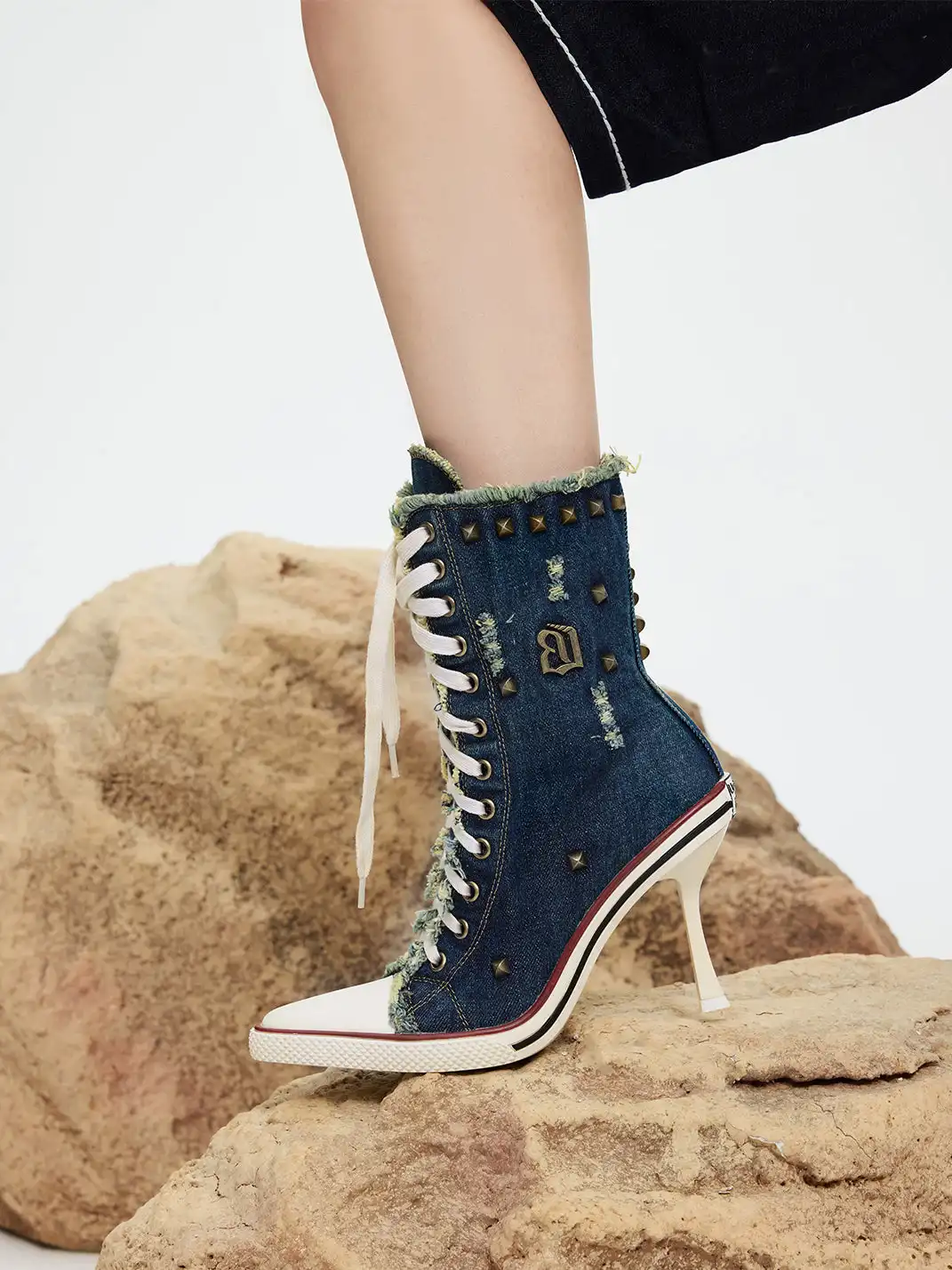 UnicornBlood丨Distressed Studded Canvas High Heels