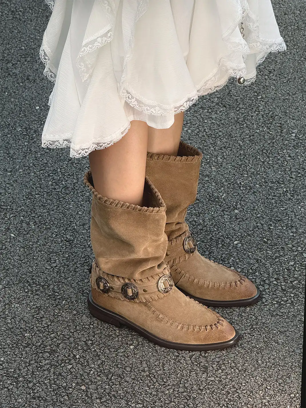 GSL | Retro Western Buckle Detail Suede Mid-calf Boots