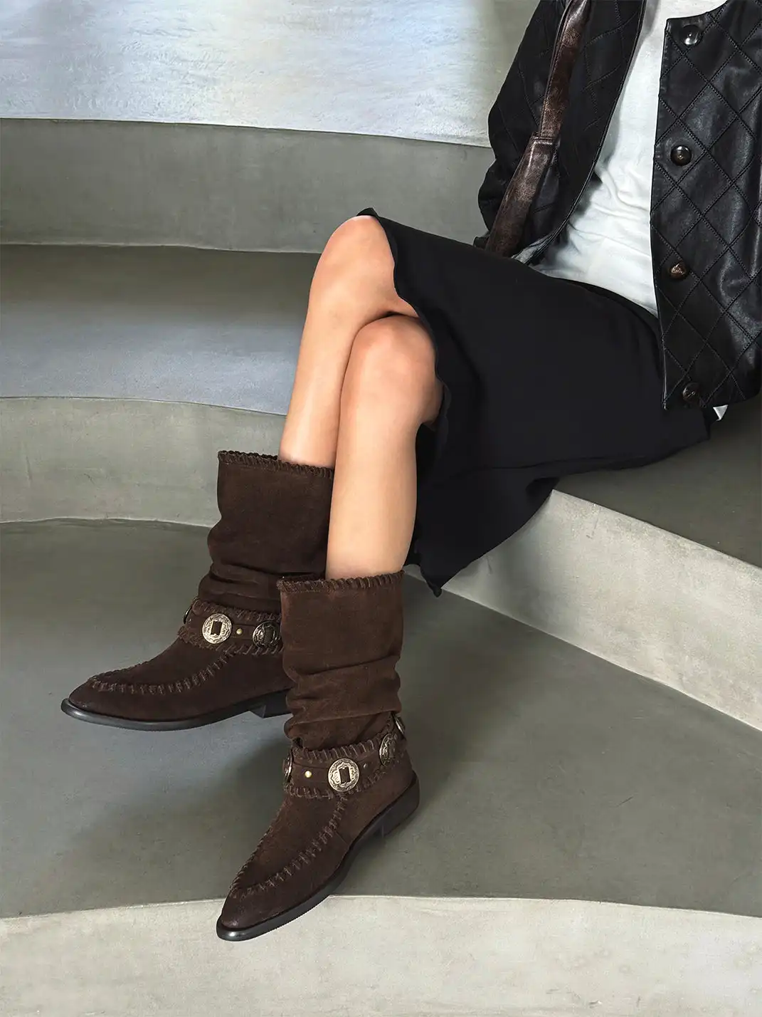 GSL | Retro Western Buckle Detail Suede Mid-calf Boots