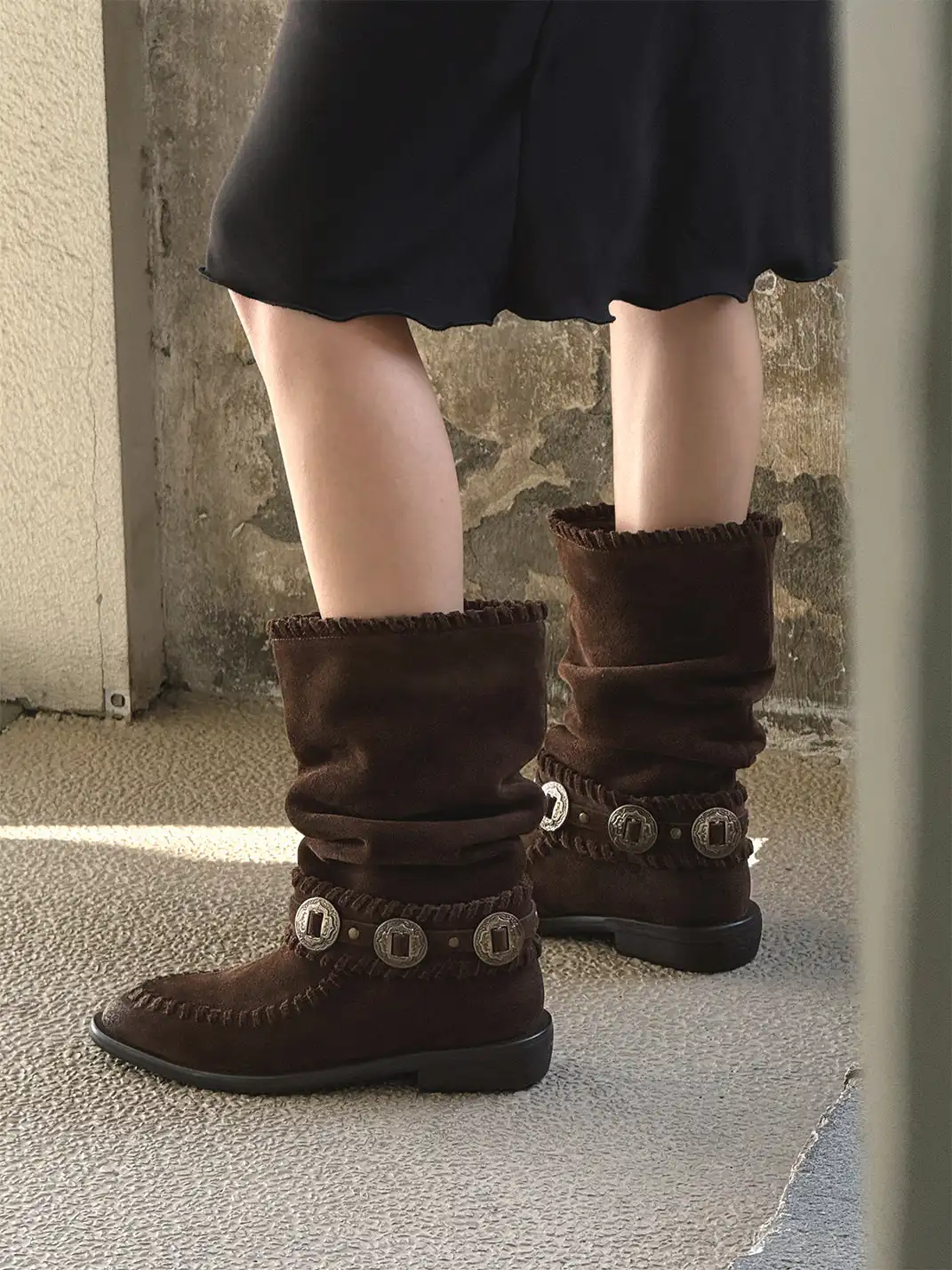 GSL | Retro Western Buckle Detail Suede Mid-calf Boots