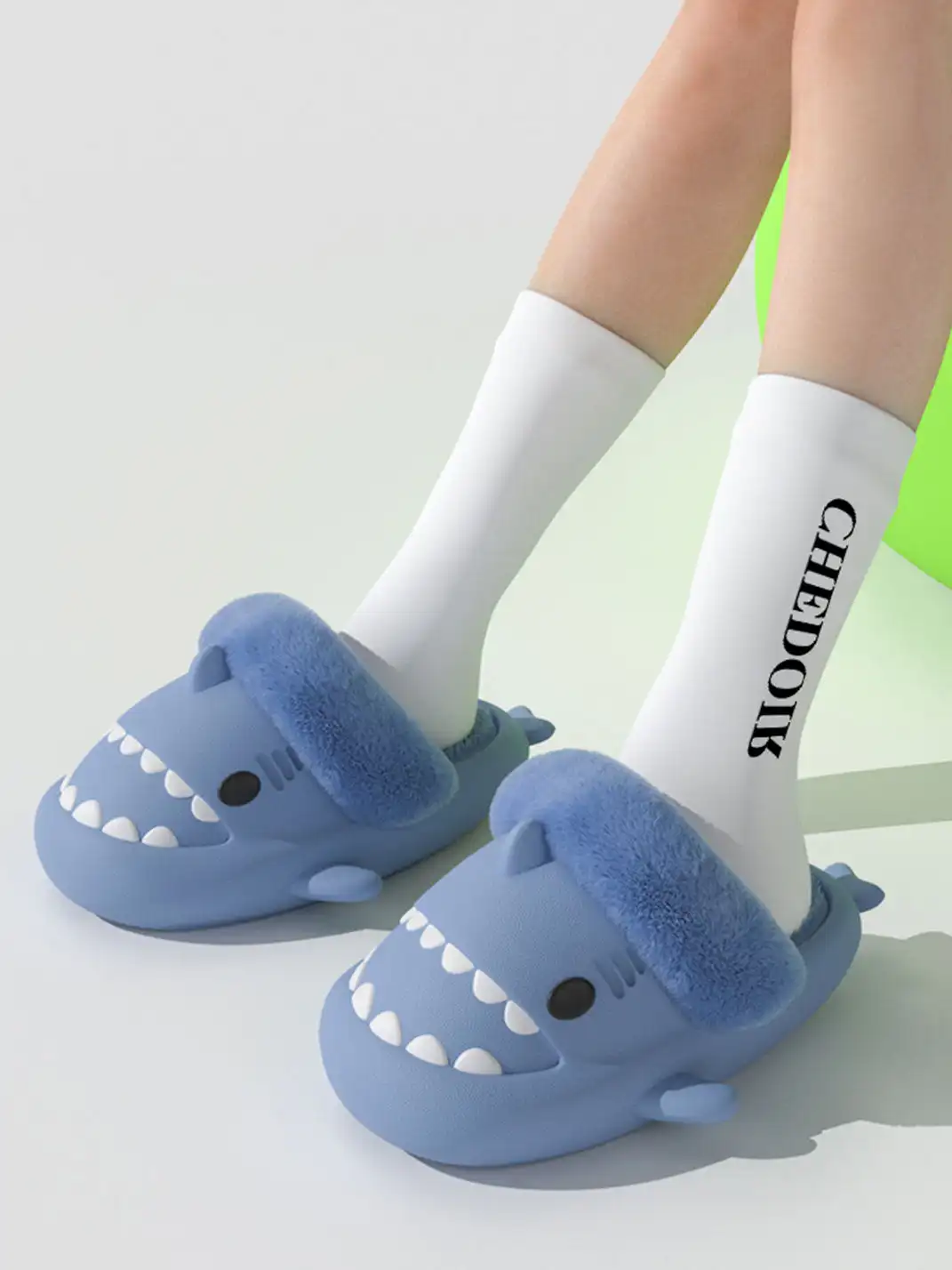 Chedoir | Shark Slippers with Detachable Lining