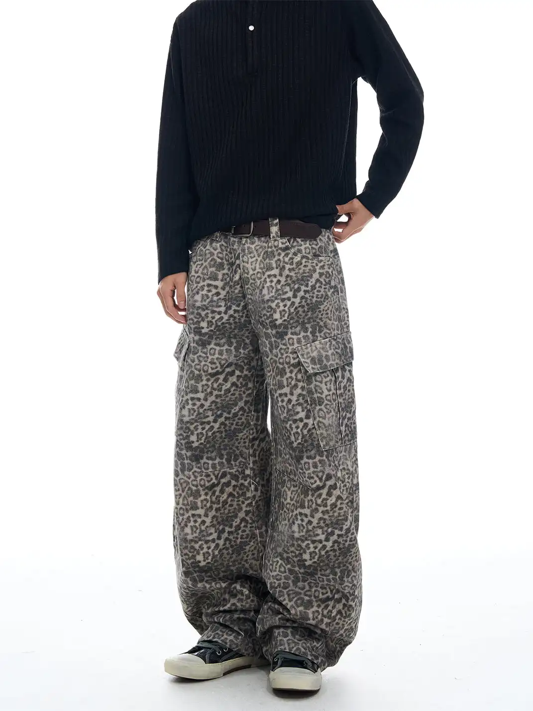 FLYOFF | Leopard Print Wide-Leg Cargo Pants