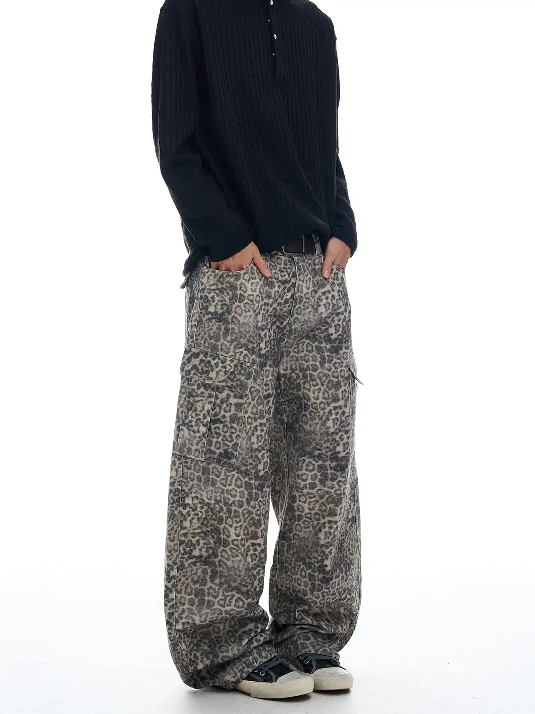 FLYOFF | Leopard Print Wide-Leg Cargo Pants