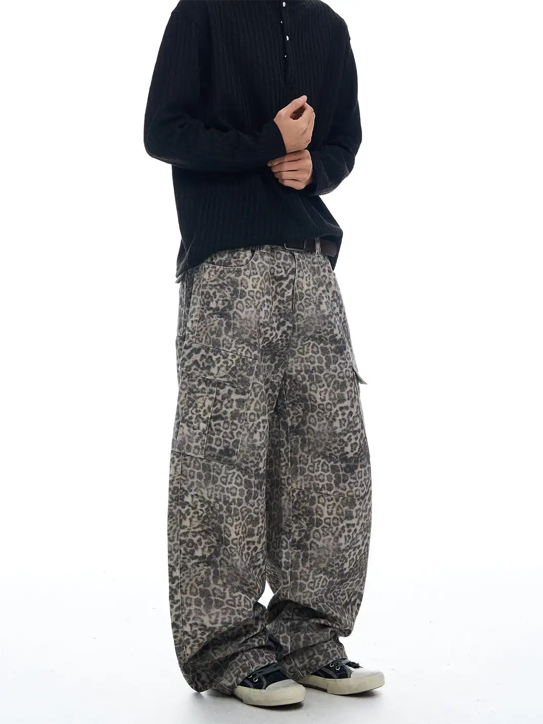 FLYOFF | Leopard Print Wide-Leg Cargo Pants