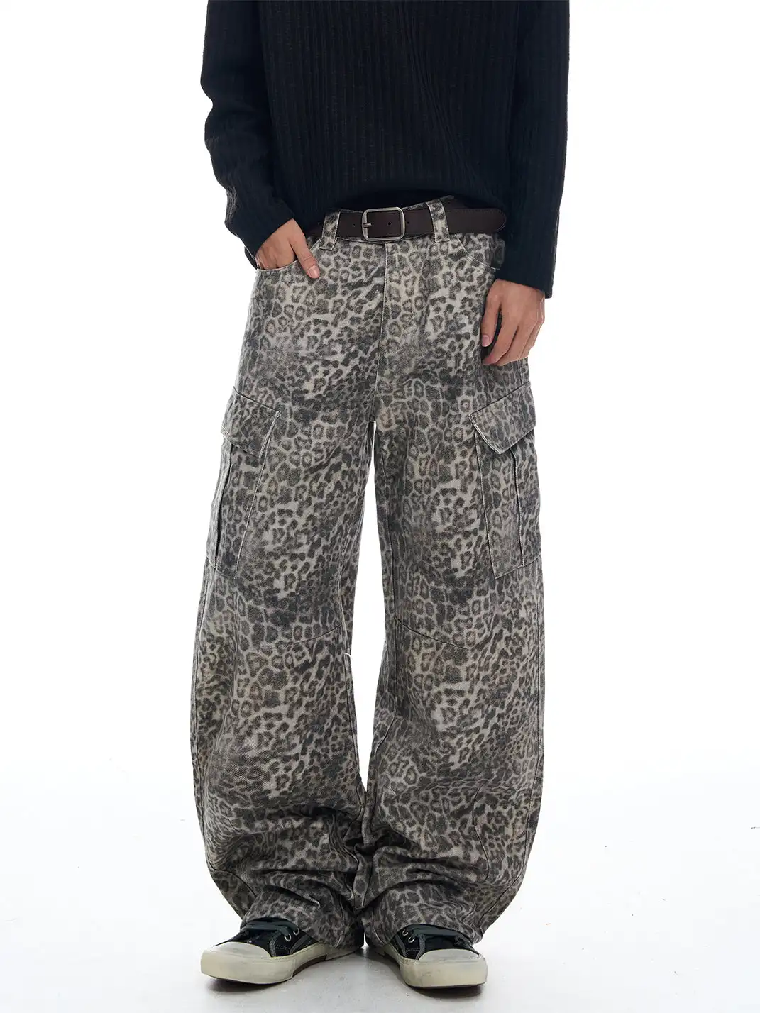FLYOFF | Leopard Print Wide-Leg Cargo Pants