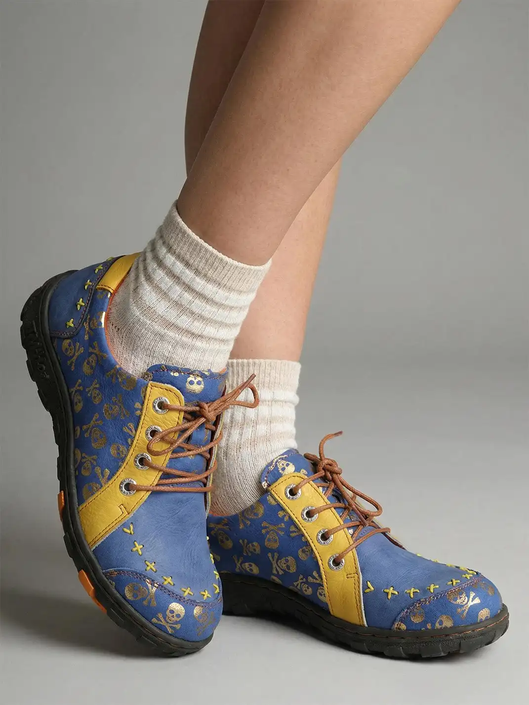 TMA EYES | Handcrafted Leather Skull Print Sneakers