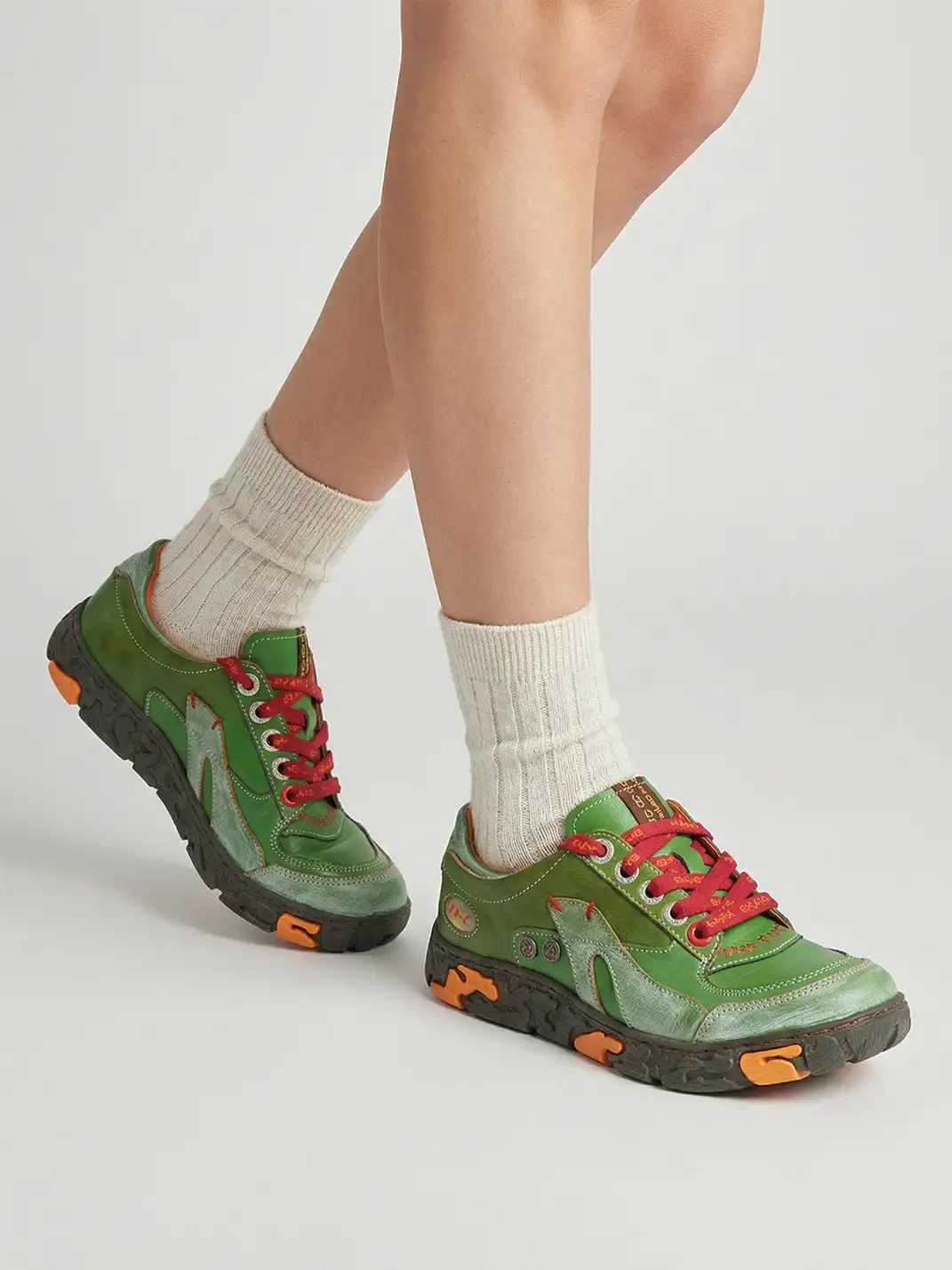 TMA EYES | Retro Color-Block Leather Lace-Up Sneakers