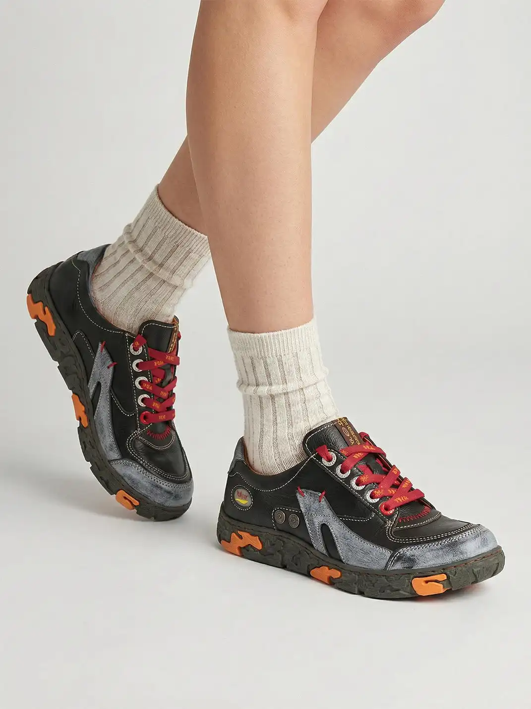 TMA EYES | Retro Color-Block Leather Lace-Up Sneakers