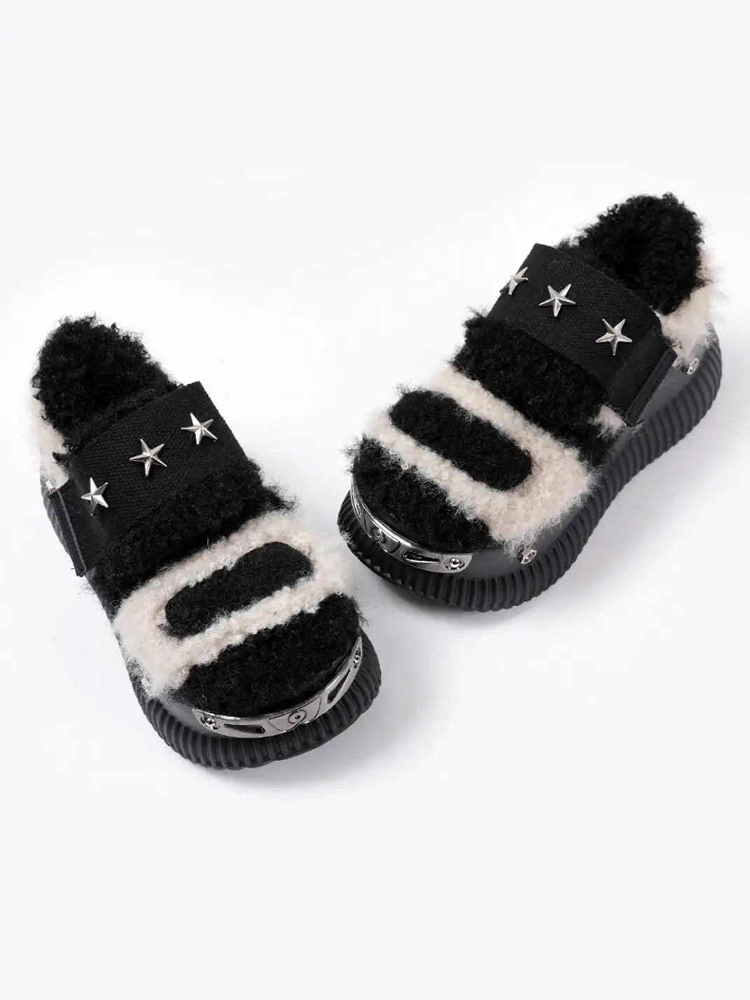 PINJIAHUI | Y2K Platform Fuzzy Star Detail Sneakers