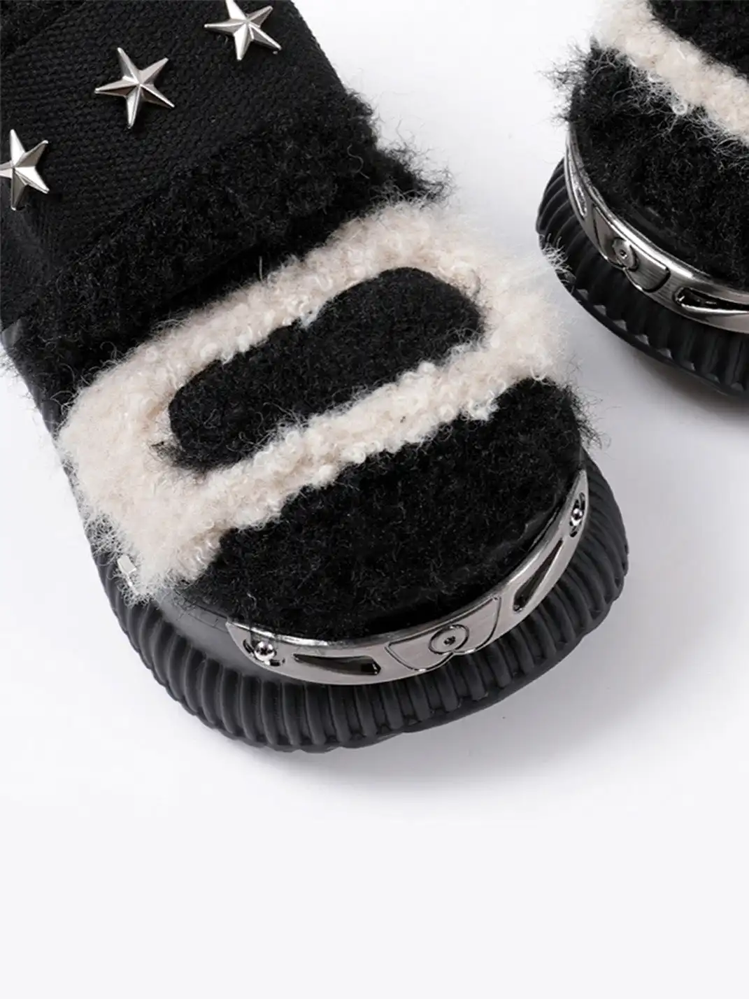 PINJIAHUI | Y2K Platform Fuzzy Star Detail Sneakers