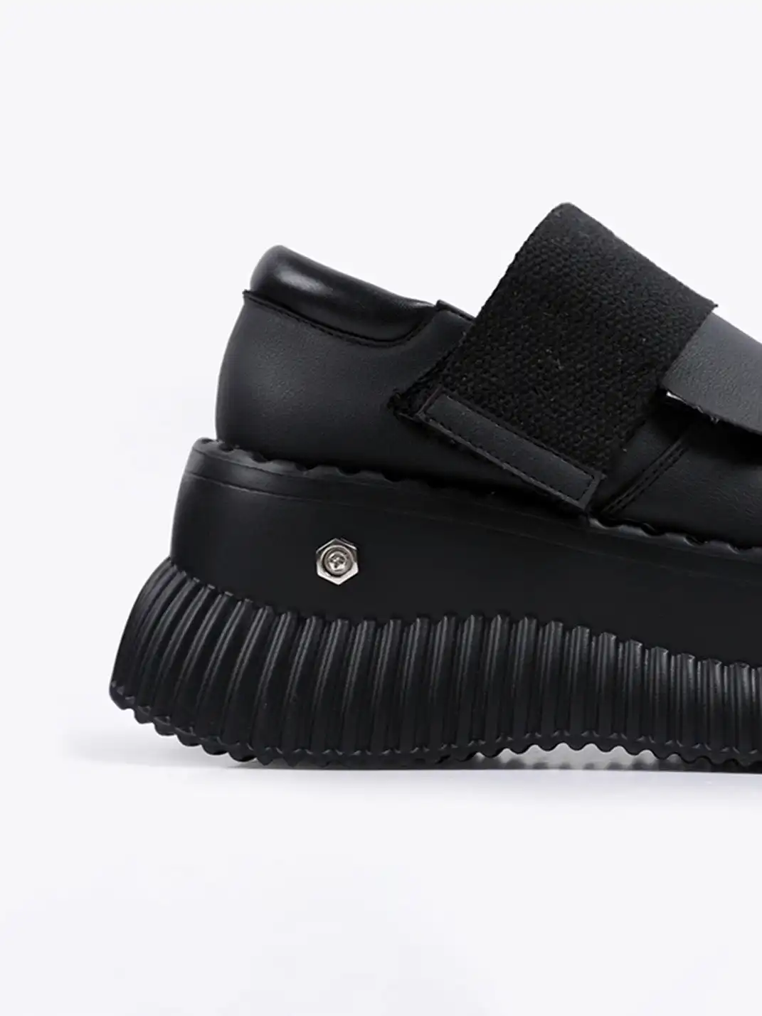 PINJIAHUI | Y2K Punk Platform Sneakers with Metal Detail