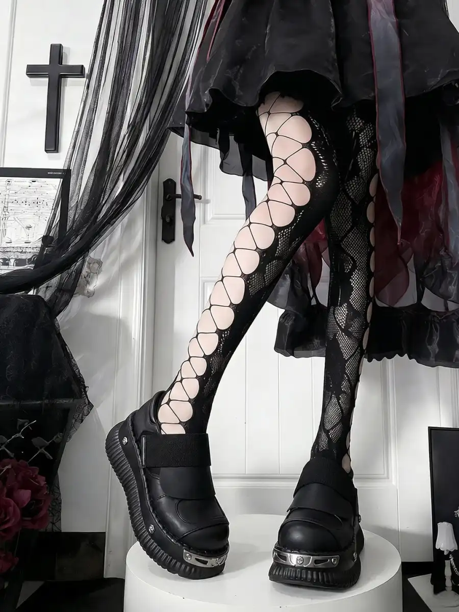 PINJIAHUI | Y2K Punk Platform Sneakers with Metal Detail - 4