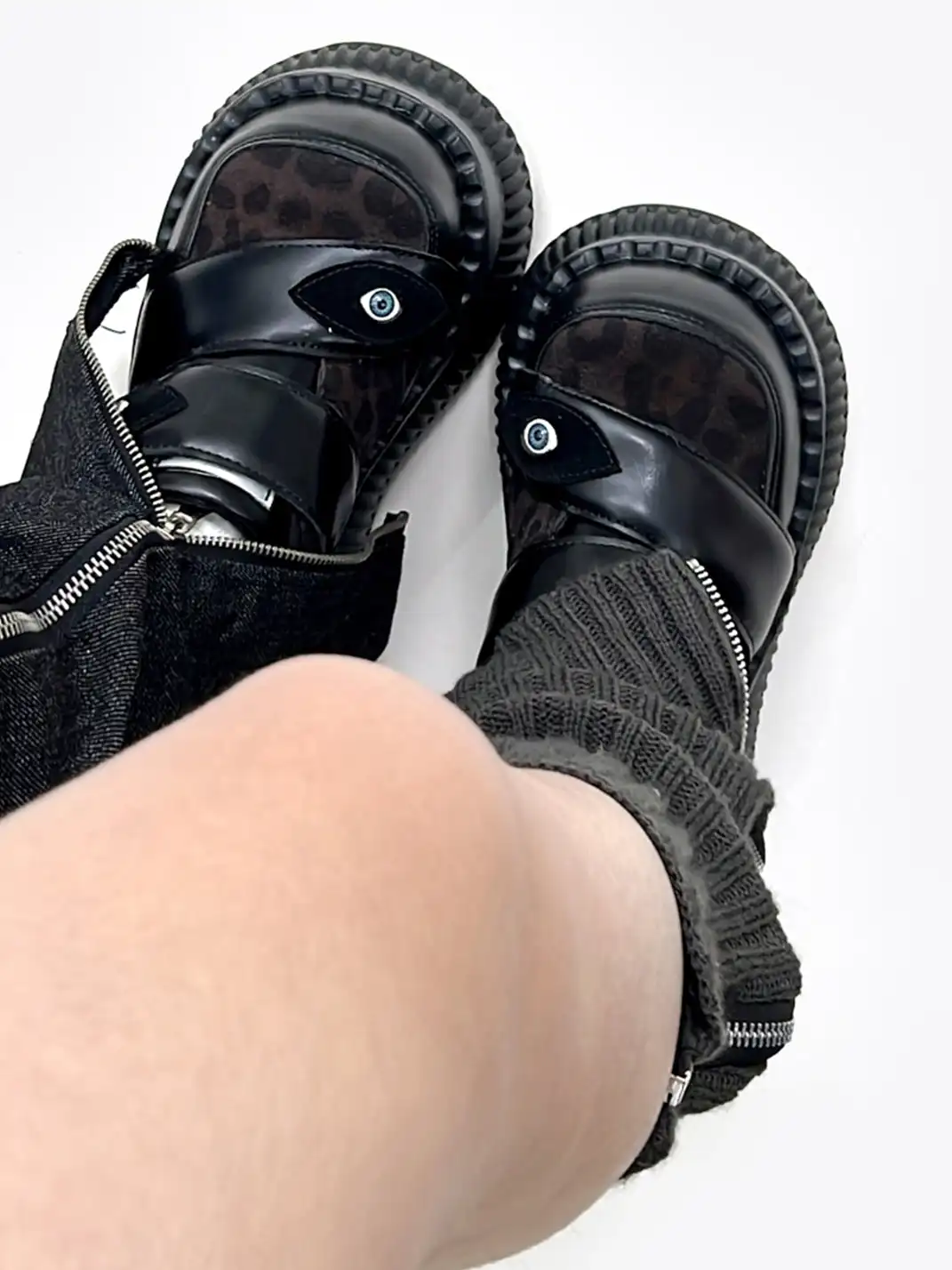 PINJIAHUI | Dark Aesthetic Platform Sneakers with Eye Detail