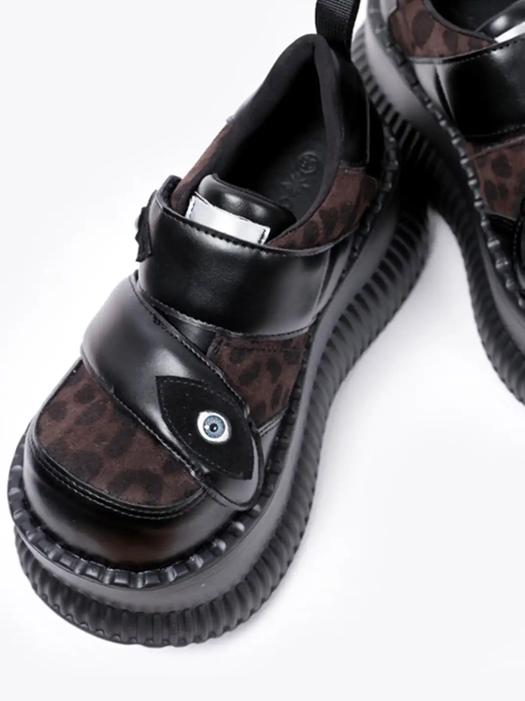 PINJIAHUI | Dark Aesthetic Platform Sneakers with Eye Detail