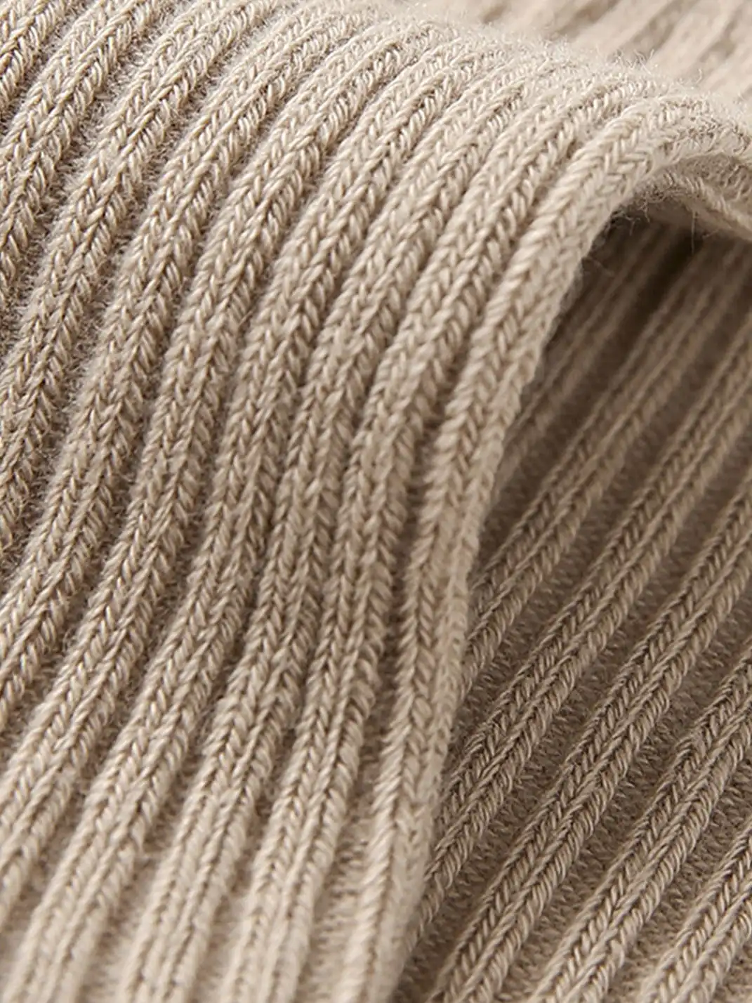 Renaissance丨Animal Embroidered Ribbed Mid-Calf Socks