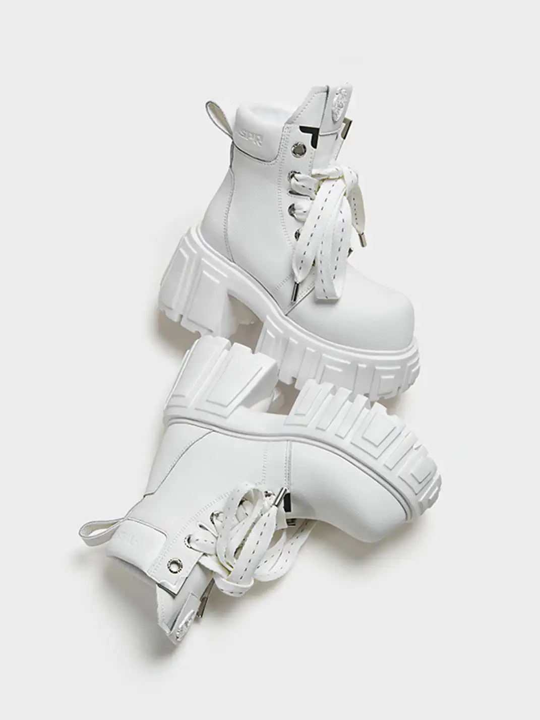 FYSPR丨“A Night Out" Platform Boots With Removable Shaft - White