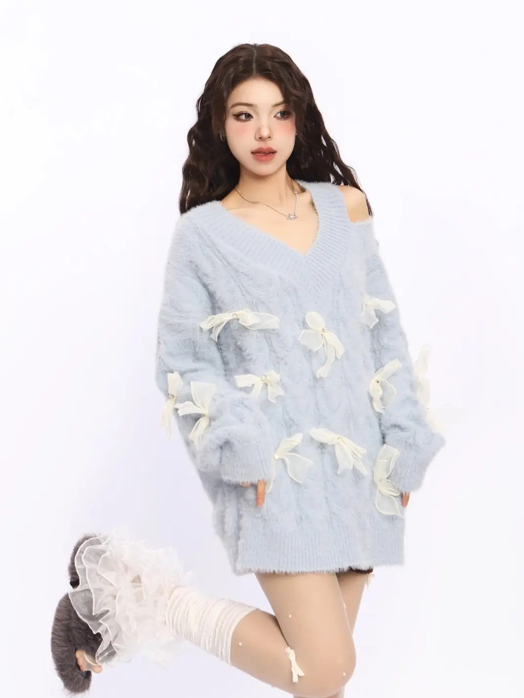 BIGGOLD | Off-Shoulder Red Bow Knit Sweater