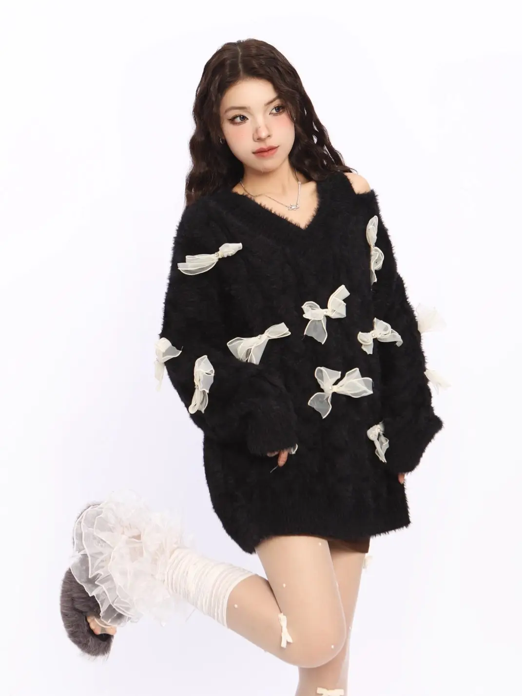 BIGGOLD | Off-Shoulder Red Bow Knit Sweater