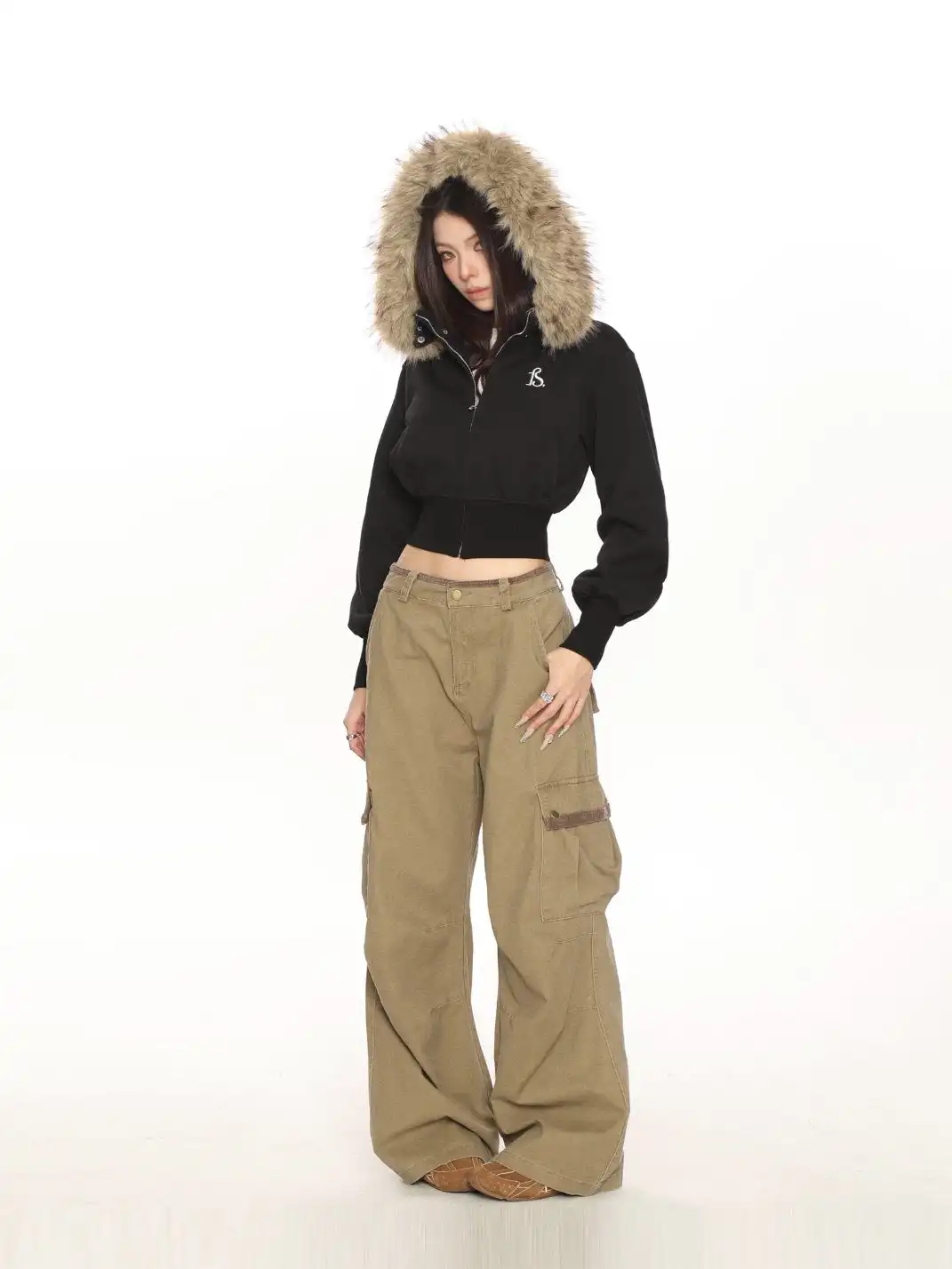 BIGGOLD | Removable Fur Hooded Cropped Sweatshirt