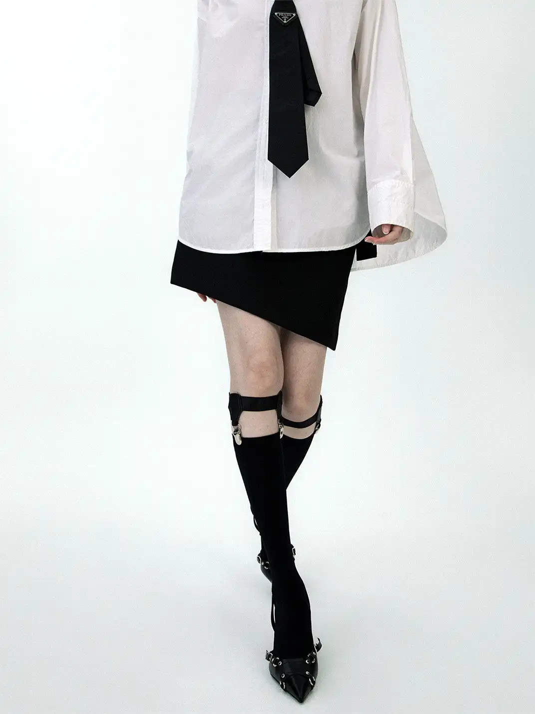 SS2L | Functional Chic Thigh High Suspender Socks