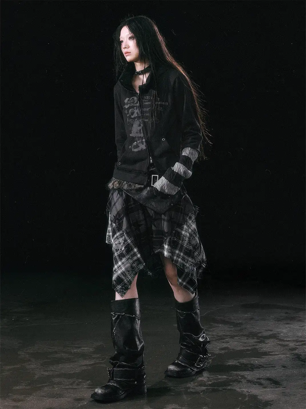 CestNous | Star Print Plaid Asymmetrical Skirt with Frayed Hem
