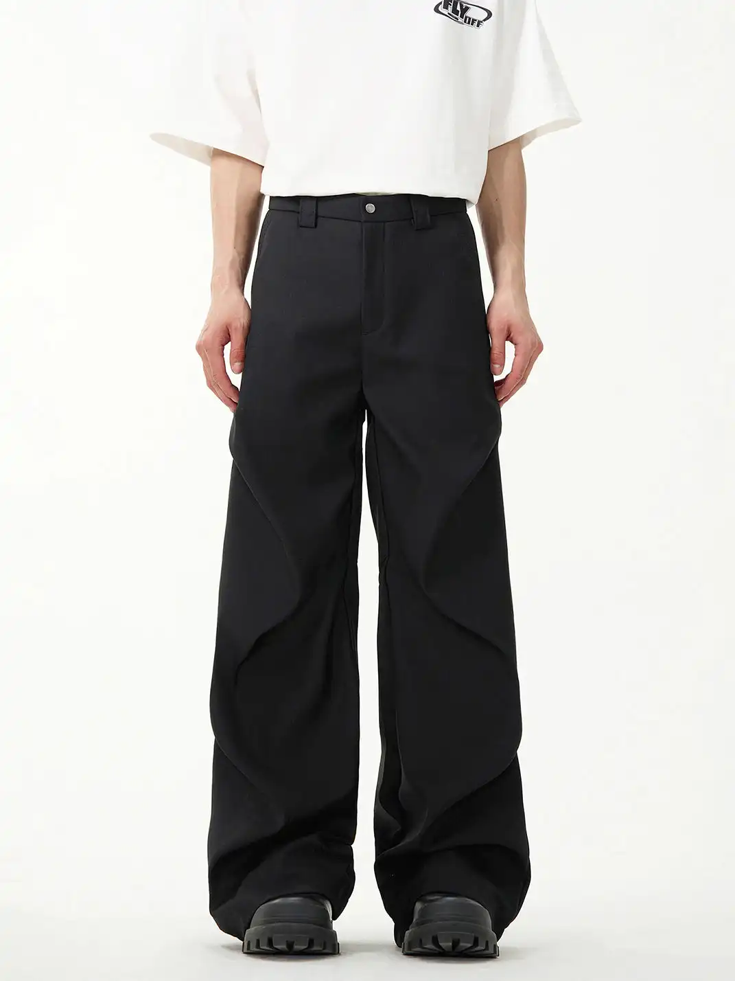 FLYOFF | High-End Wrinkled Black Slacks