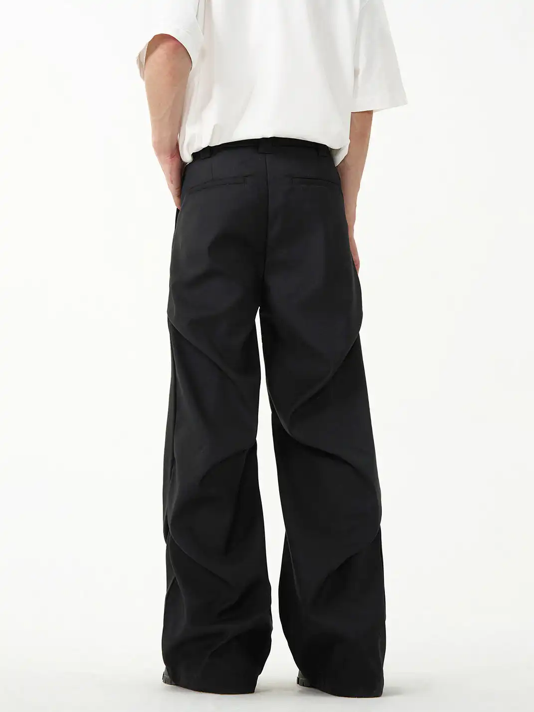 FLYOFF | High-End Wrinkled Black Slacks