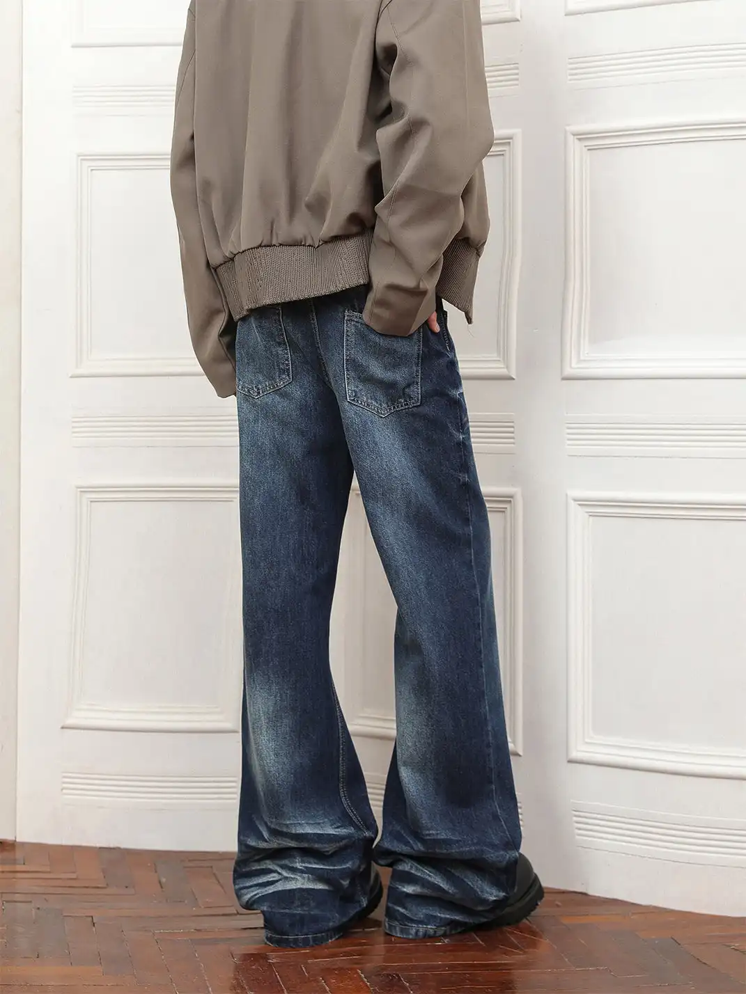 FLYOFF | Vintage Washed Flared Jeans