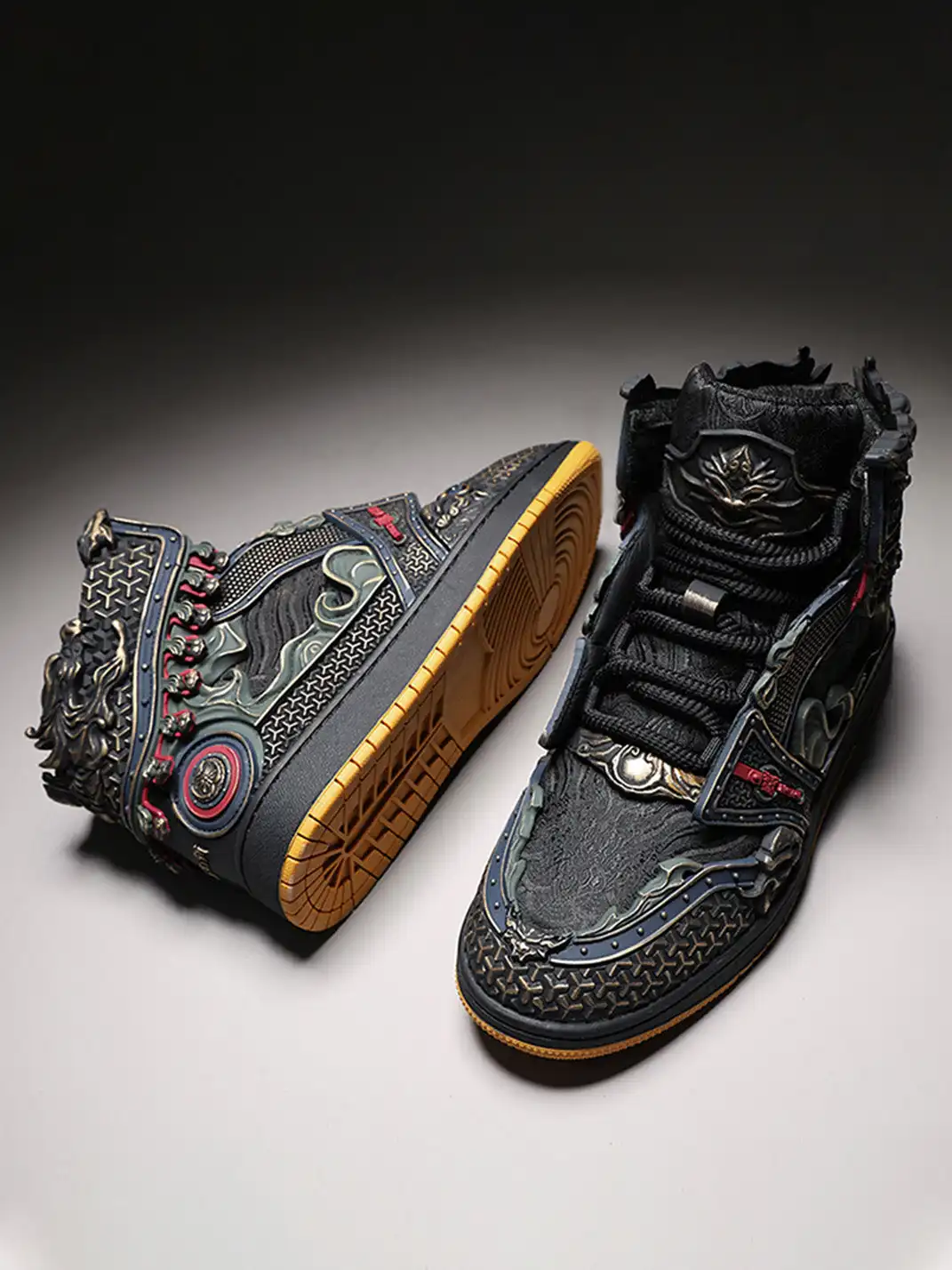 SGSX | Wukong-Armor High-Top Sneakers - Black&Gold