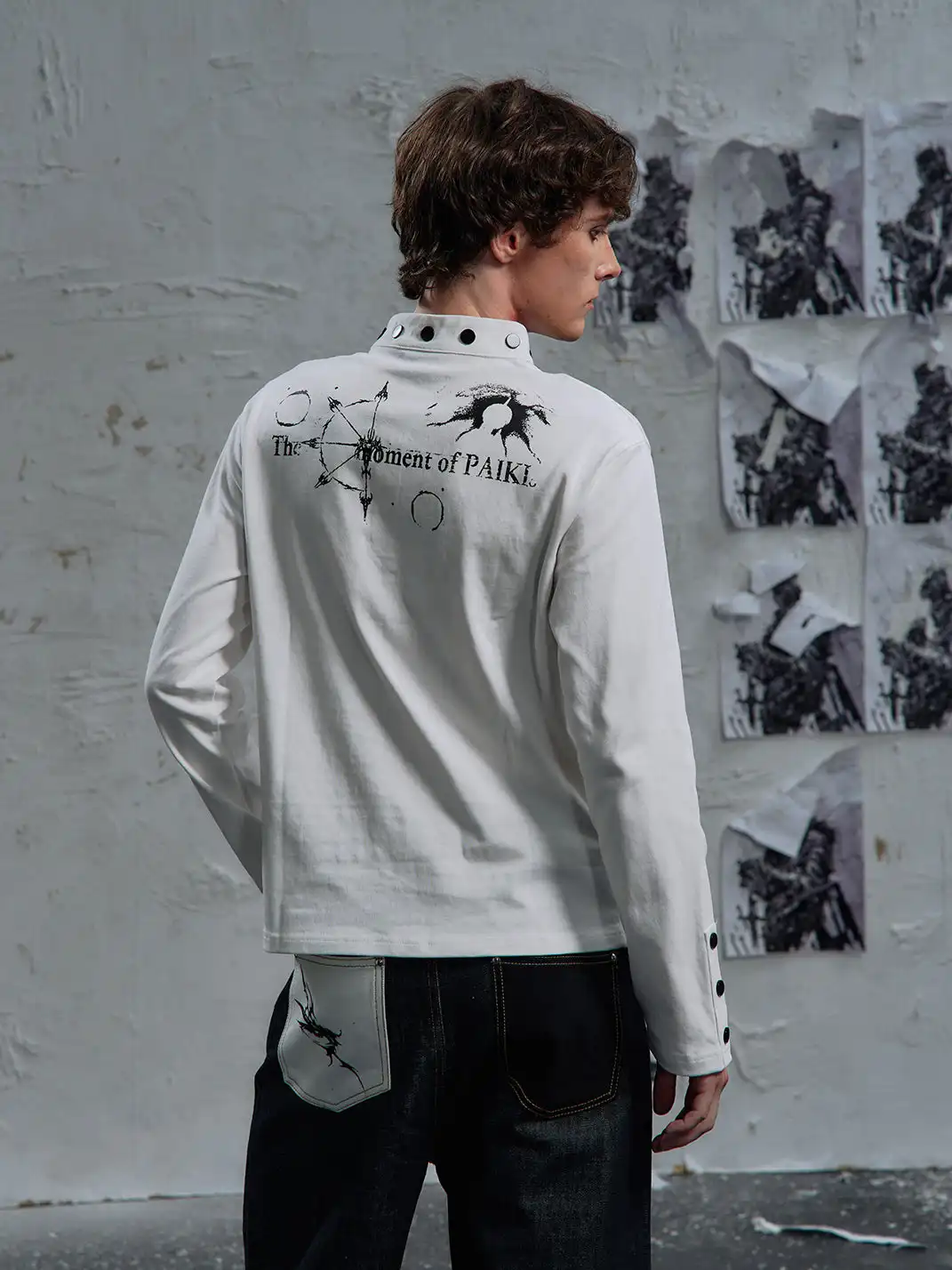PAIKI | Print Henley Long Sleeve Sweatshirt