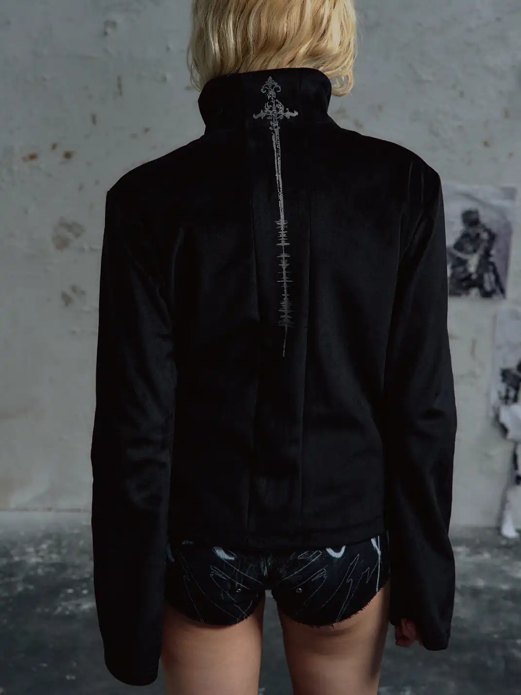 PAIKI | Skull Singer & Music Note Velvet Zip Jacket