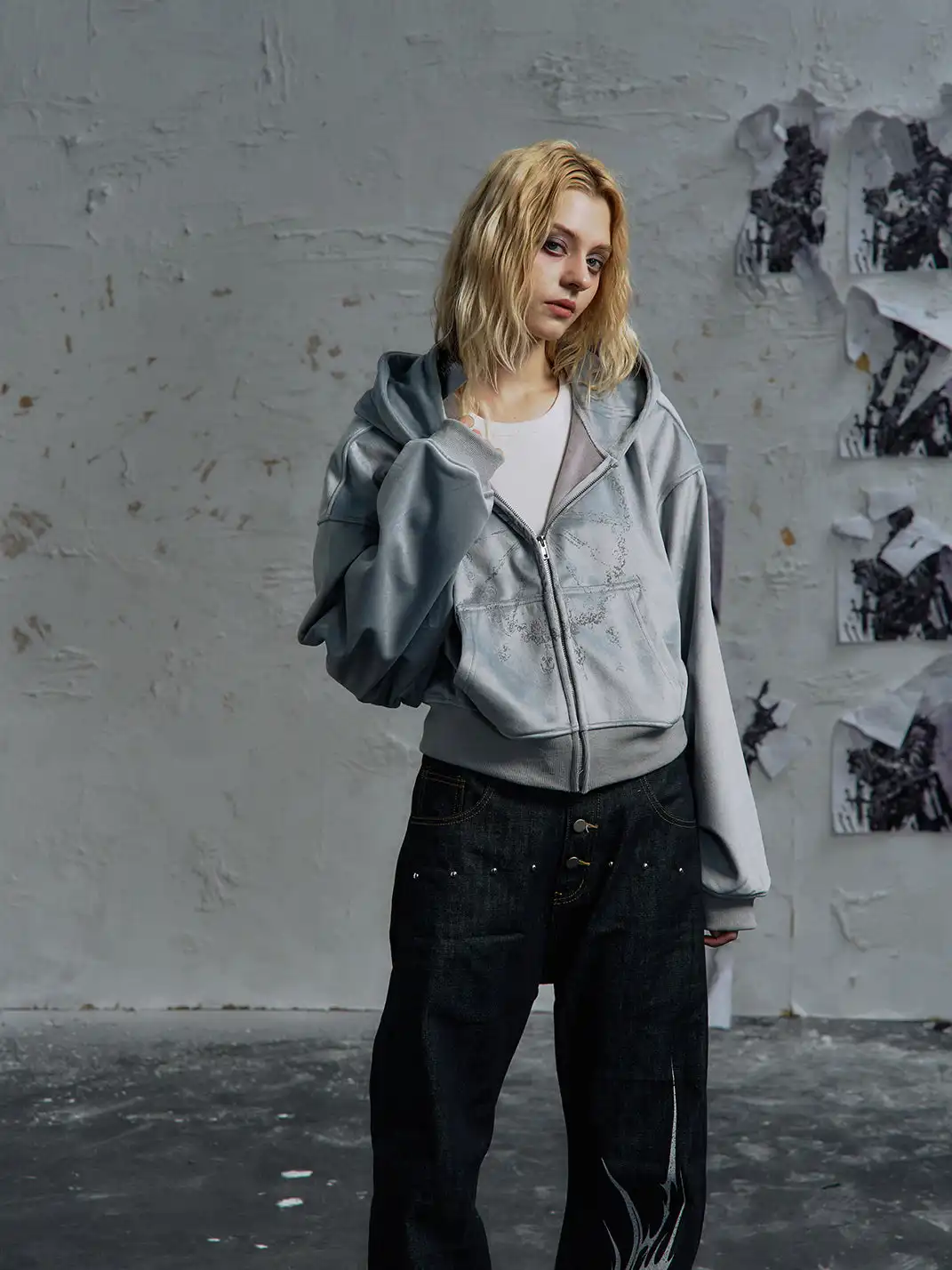 PAIKI | Light Sorcerer Zip-Up Velvet Hoodie