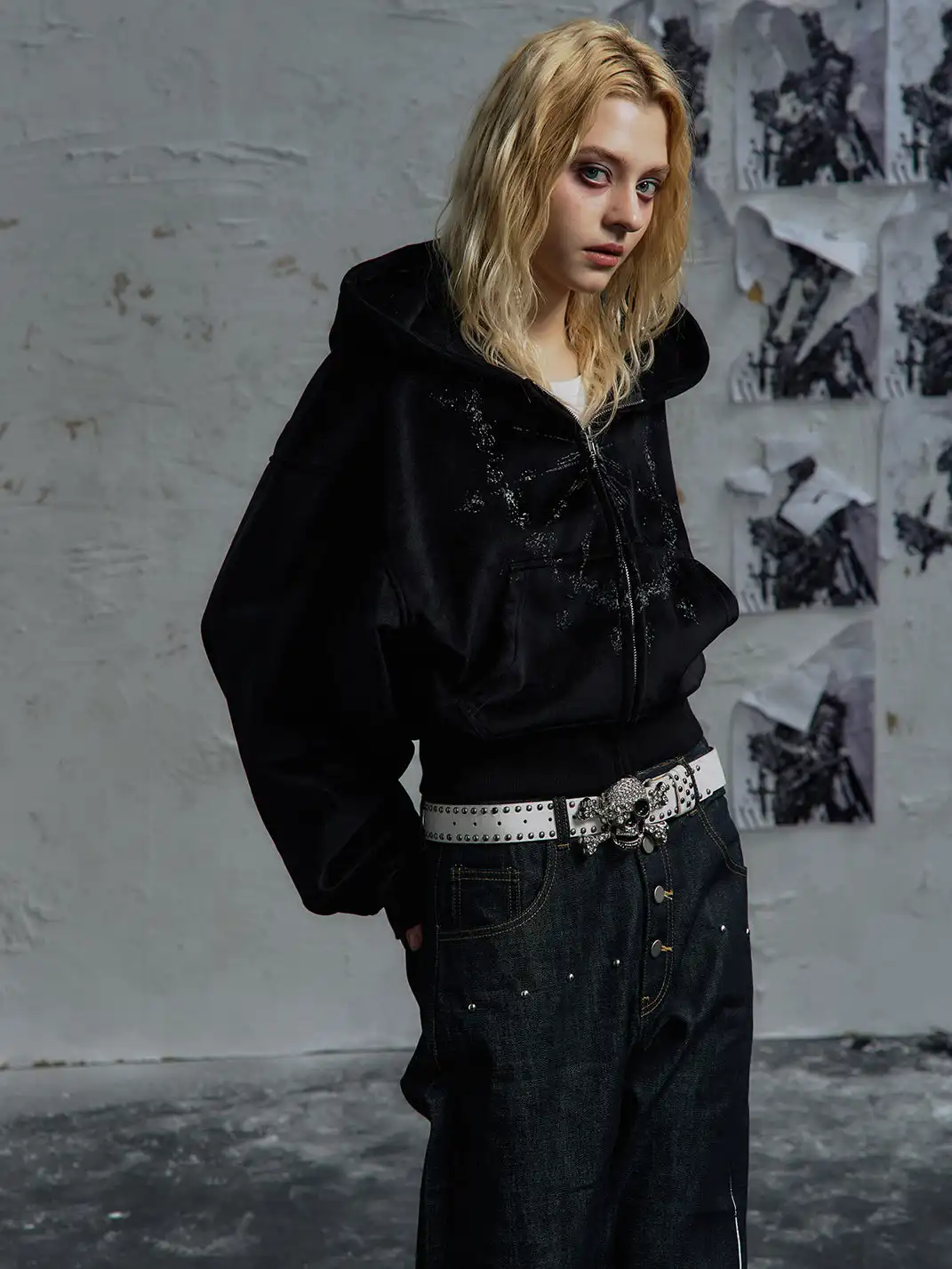PAIKI | Light Sorcerer Zip-Up Velvet Hoodie