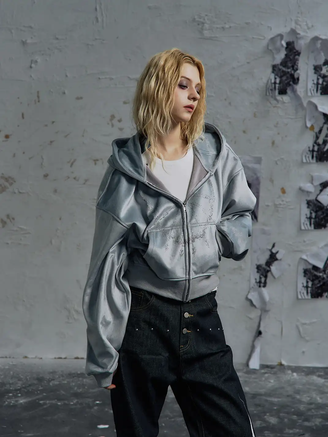 PAIKI | Light Sorcerer Zip-Up Velvet Hoodie