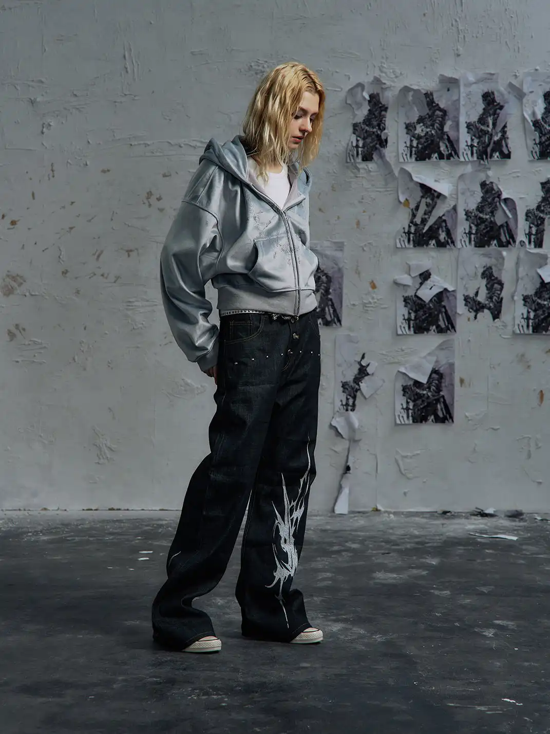 PAIKI | Light Sorcerer Zip-Up Velvet Hoodie