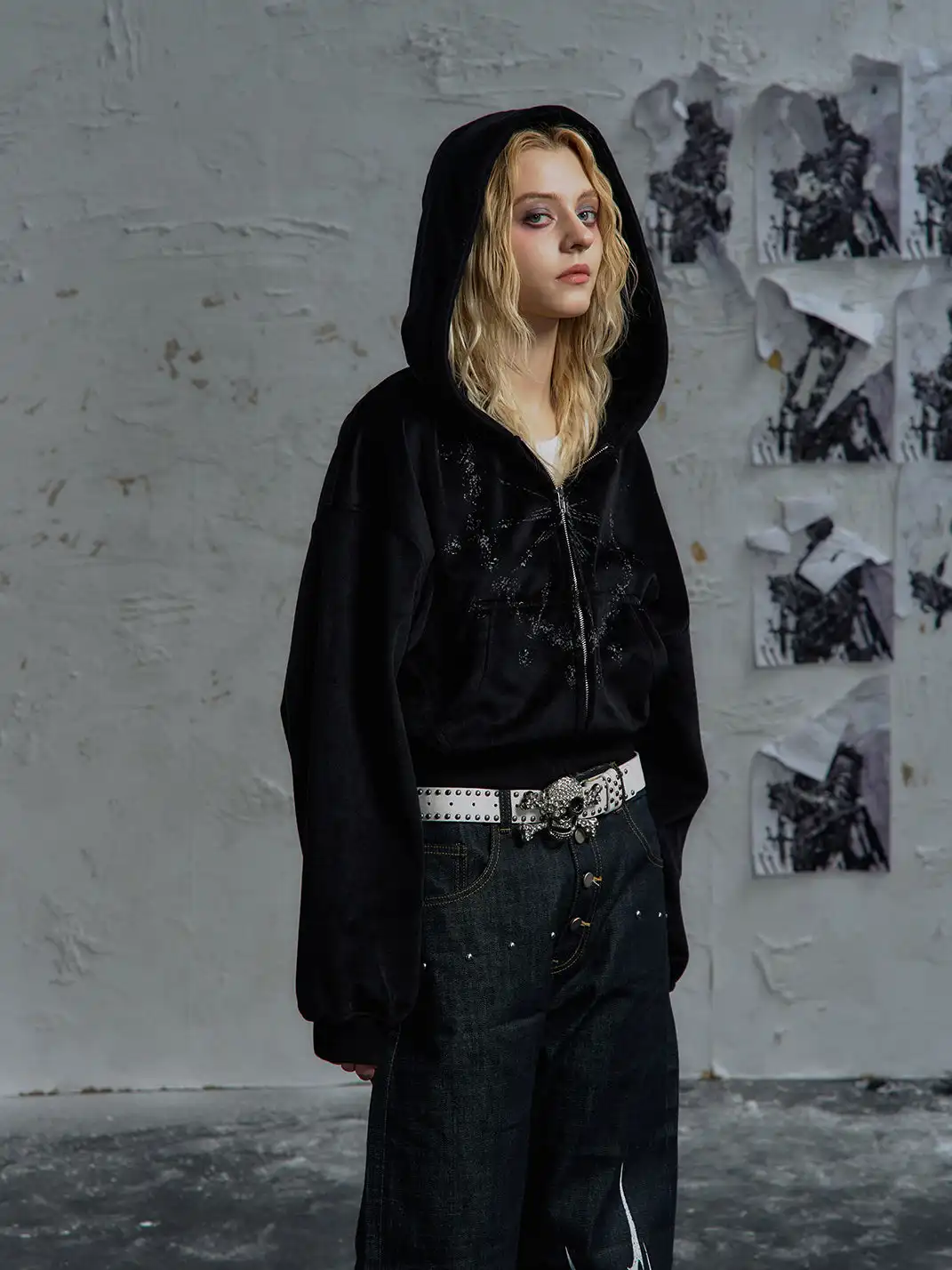 PAIKI | Light Sorcerer Zip-Up Velvet Hoodie