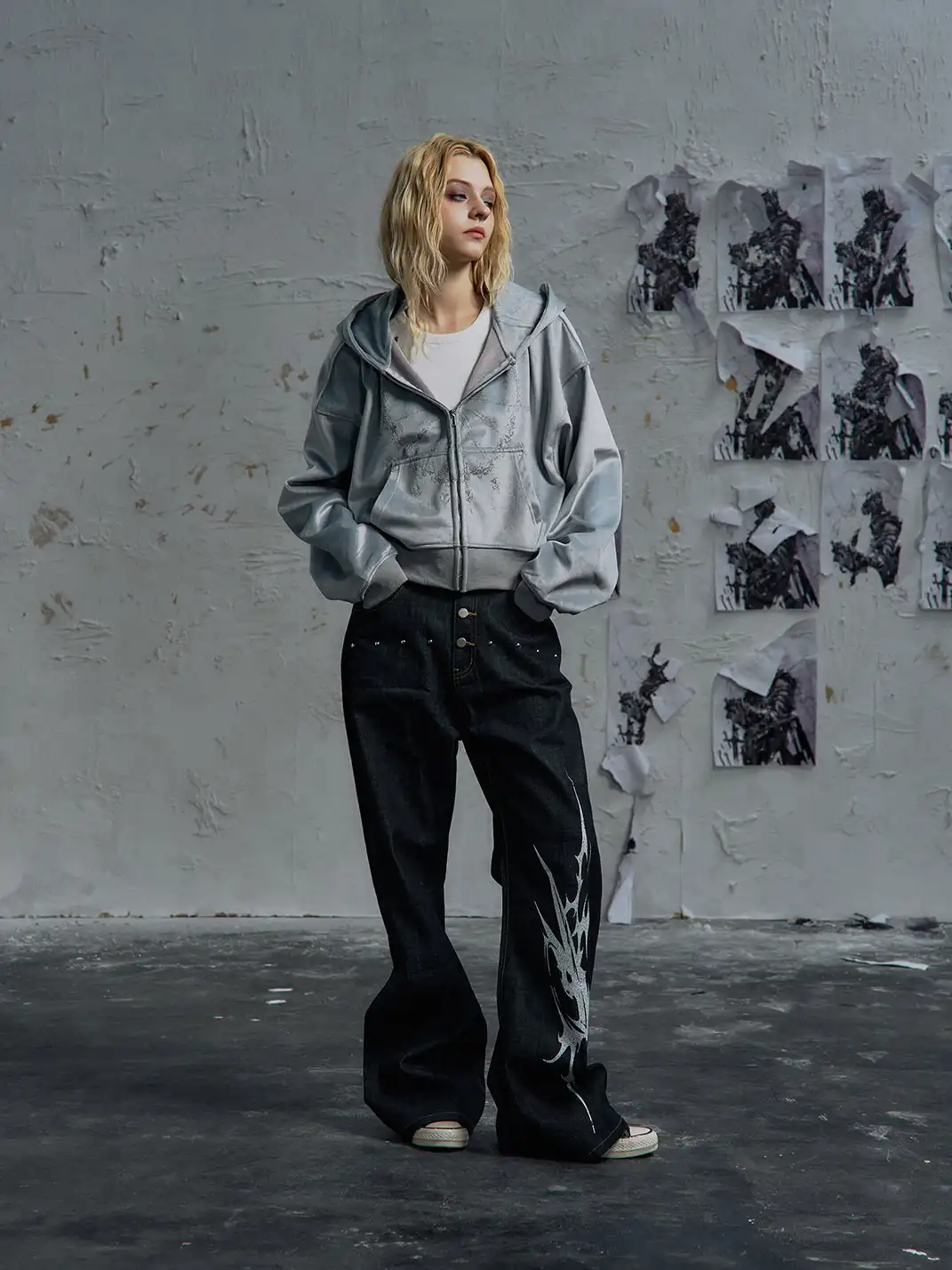 PAIKI | Light Sorcerer Zip-Up Velvet Hoodie
