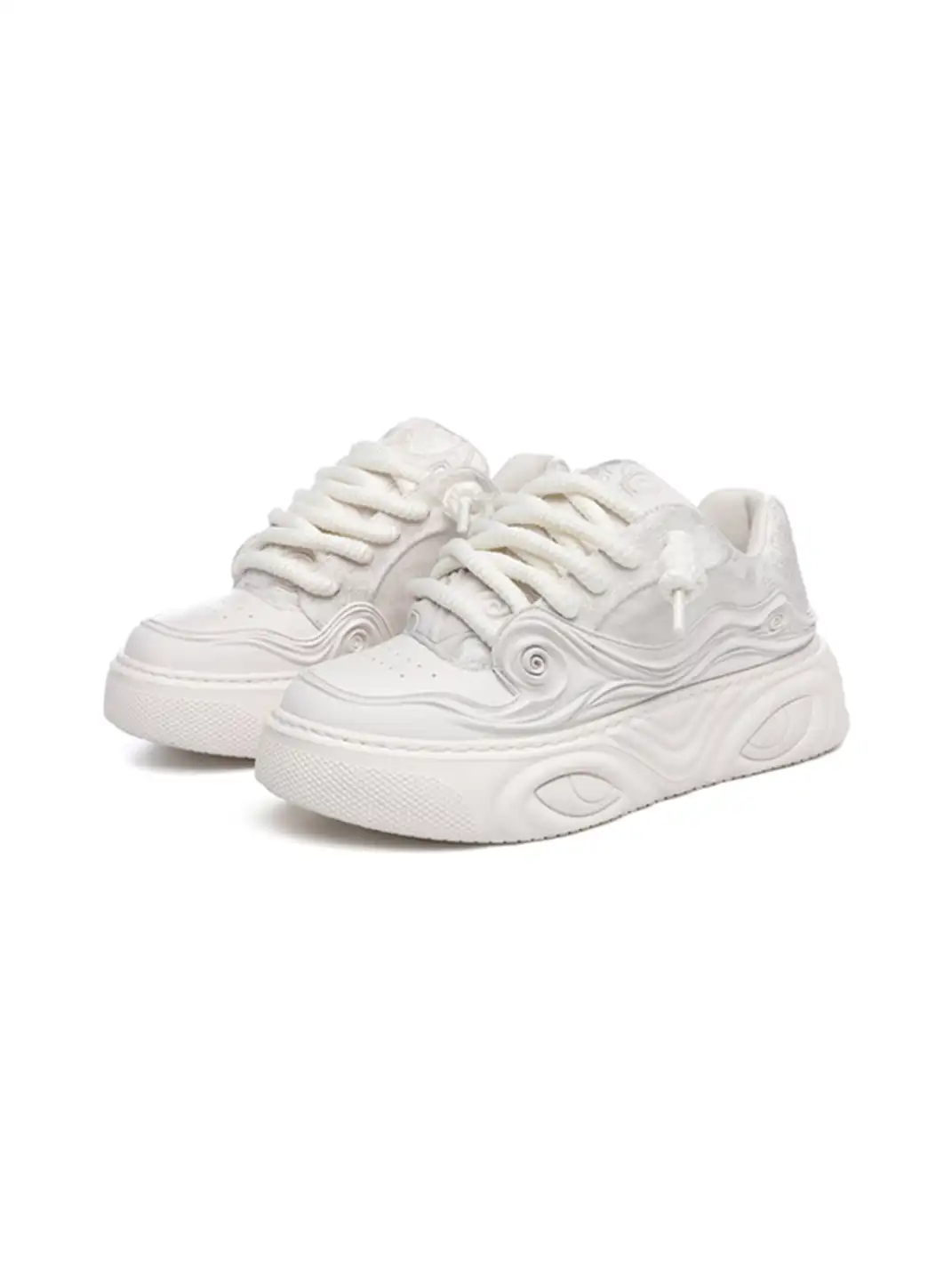 SGSX | Yunli Embroidered Platform Sneakers