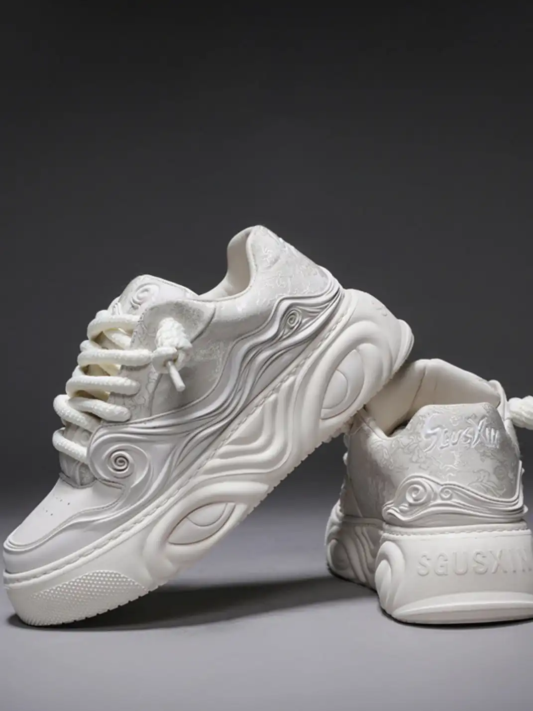 SGSX | Yunli Embroidered Platform Sneakers