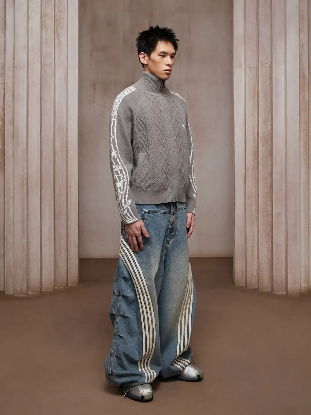 DND4DES | Retro-style Pleated White Striped Trousers